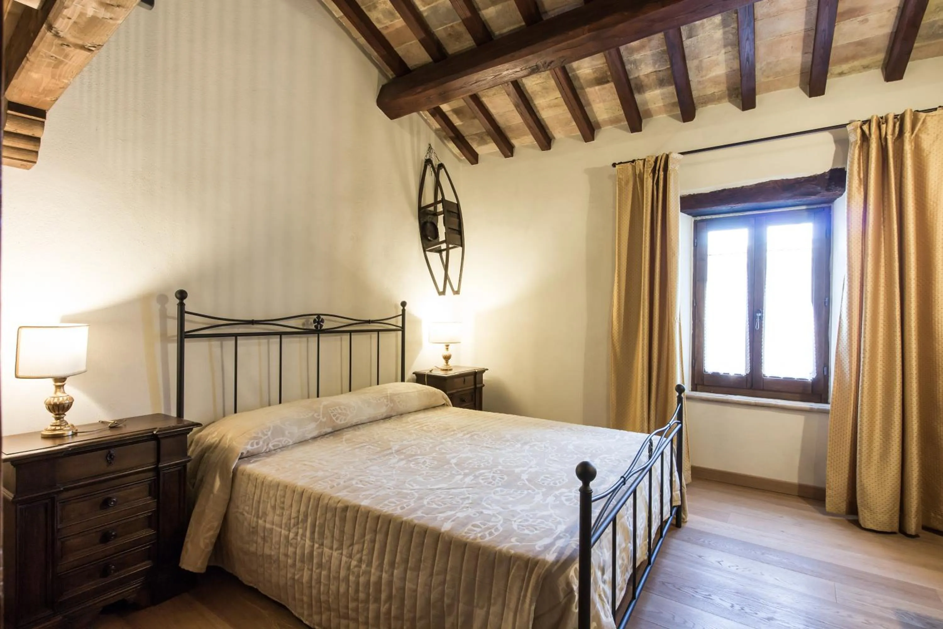 Bed in Domus in Castro