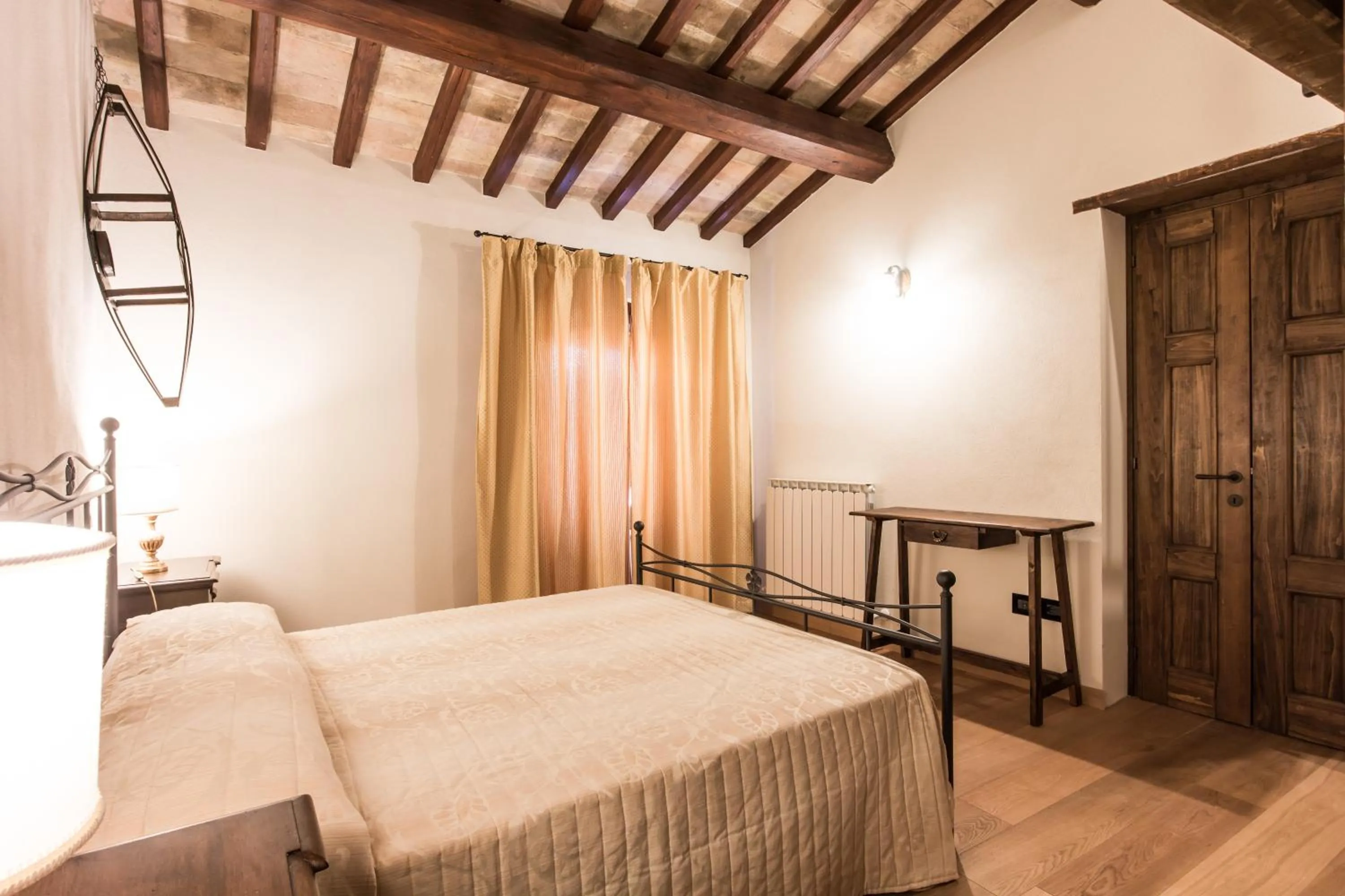 Bed in Domus in Castro