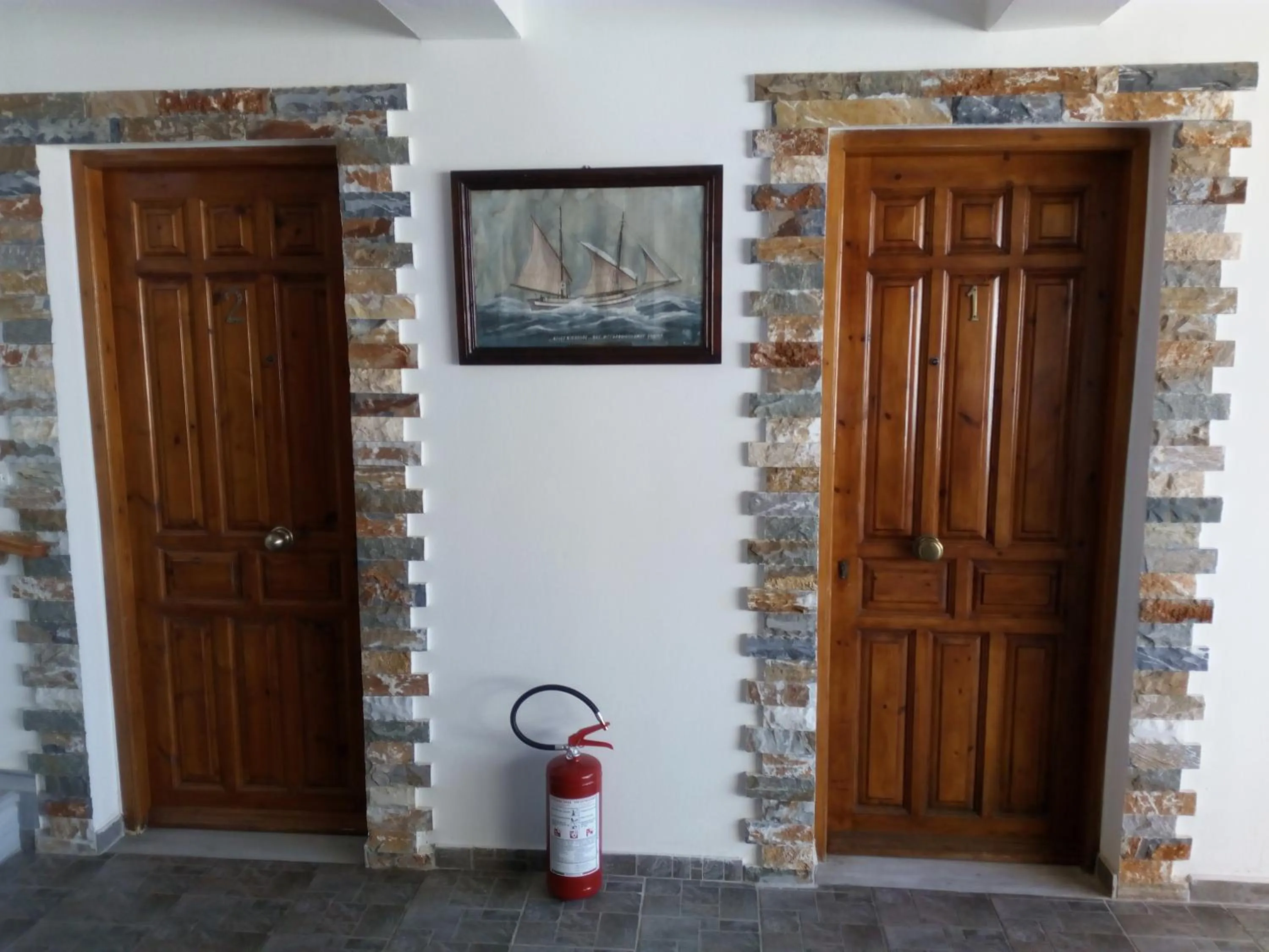 Facade/entrance in Tarsanas Beach