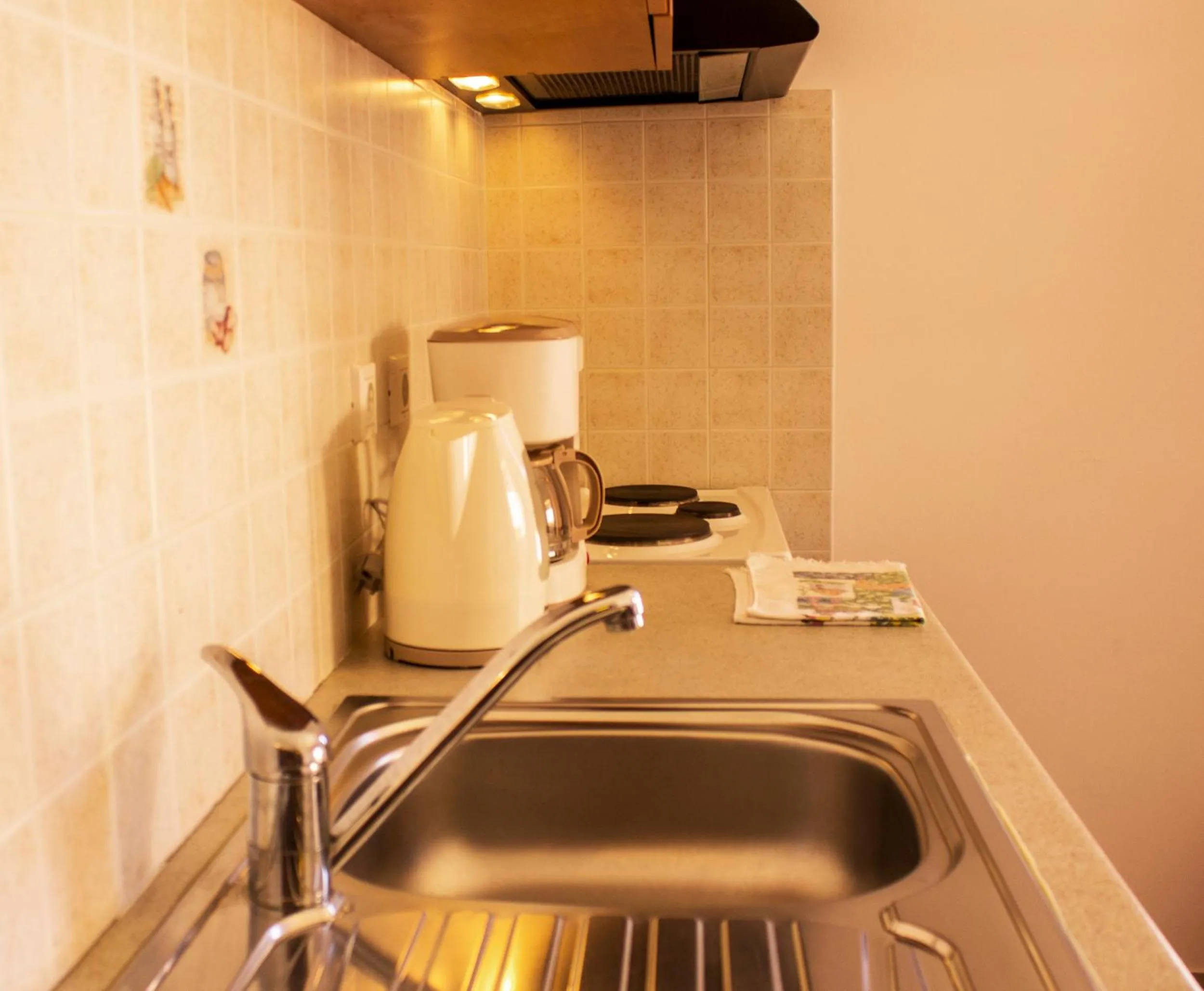 Kitchen or kitchenette in Tarsanas Beach