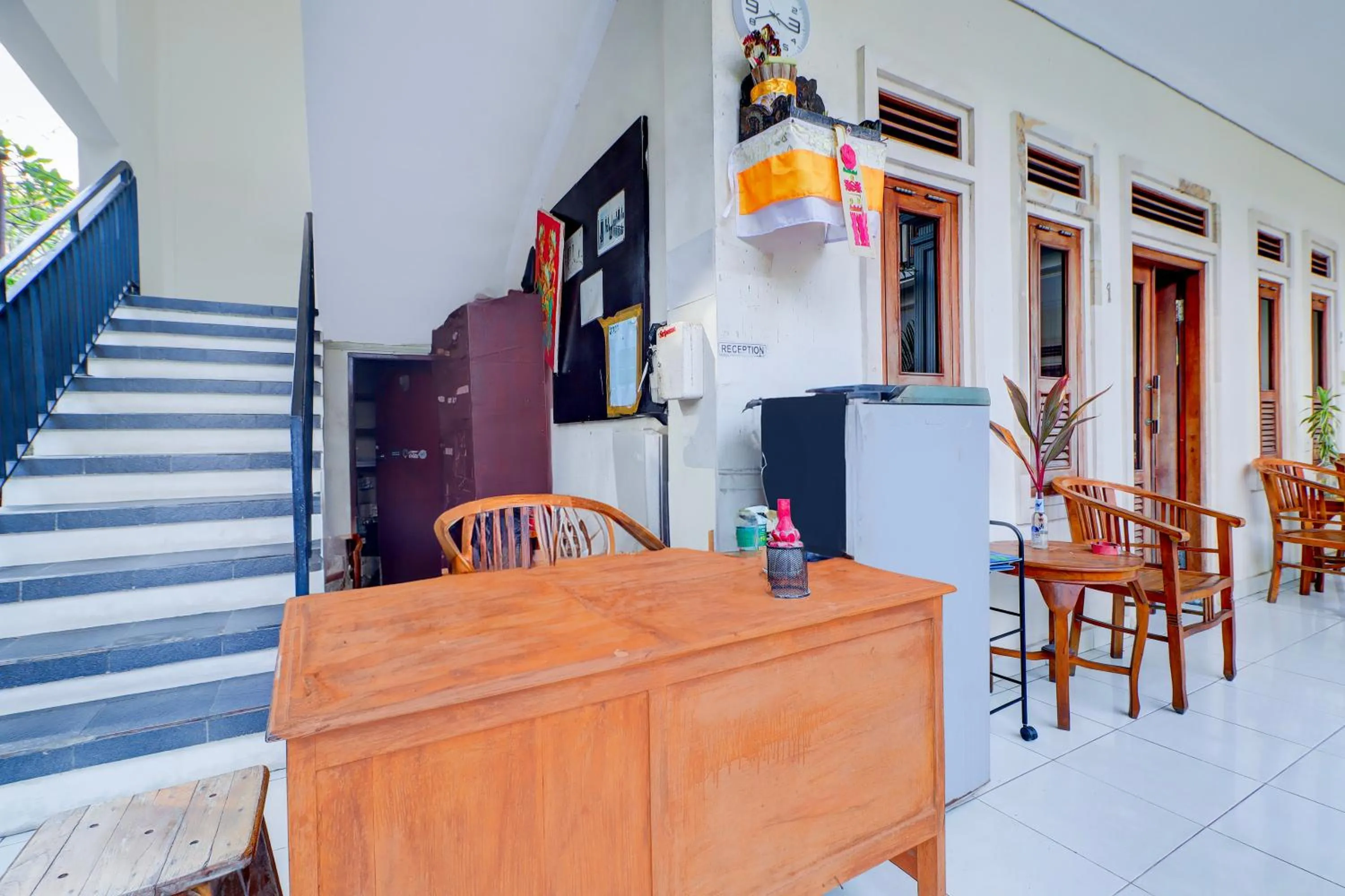 Lobby or reception in Collection O Budget Door Legian Inn @Poppies Road