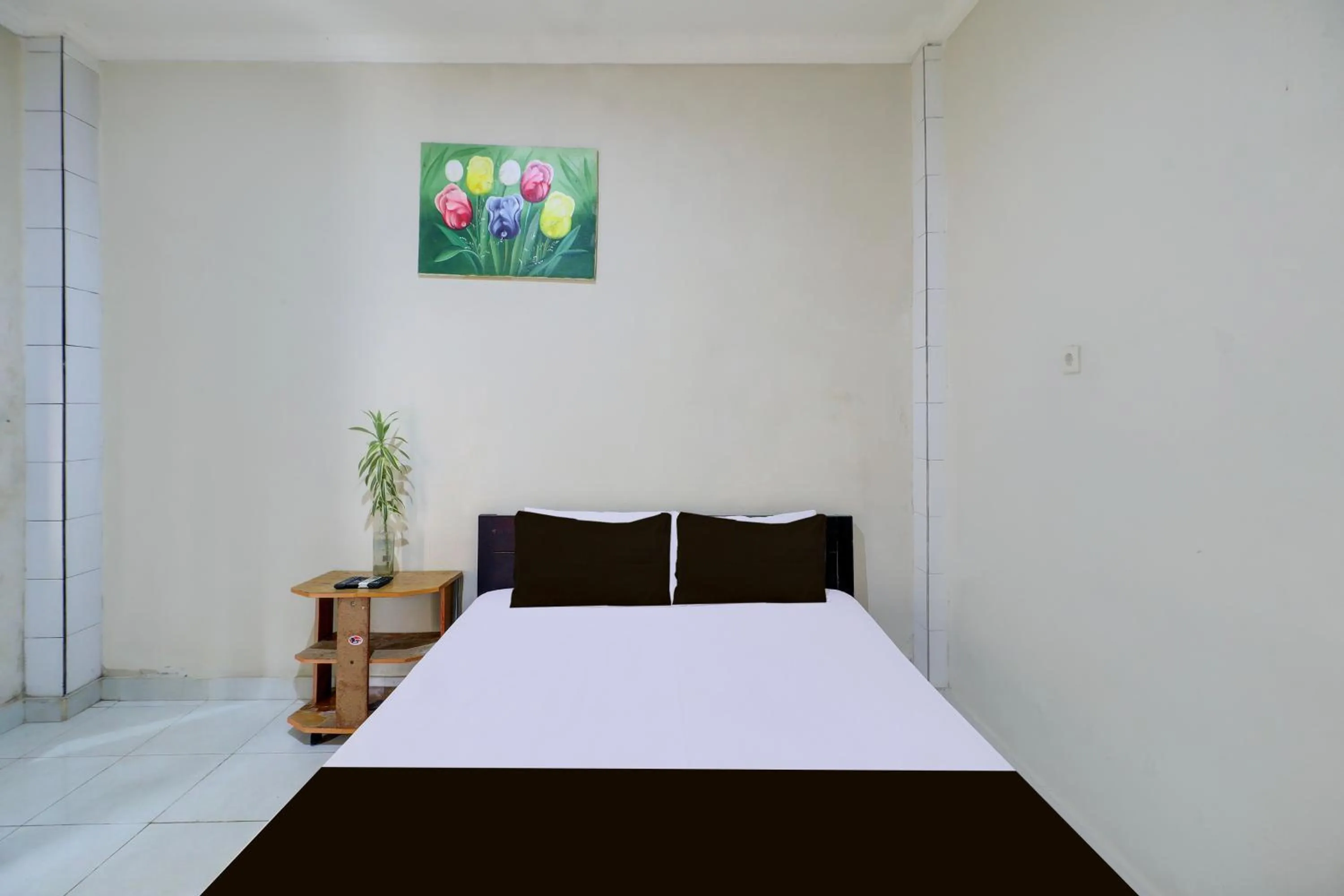 Bedroom, Bed in Collection O Budget Door Legian Inn @Poppies Road