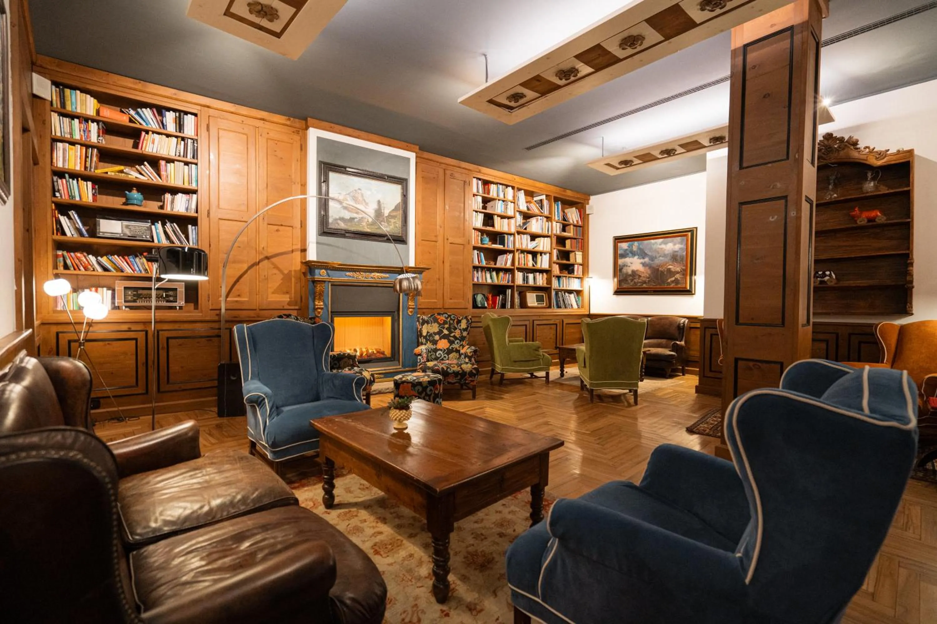 Communal lounge/ TV room in Duca D'Aosta Hotel