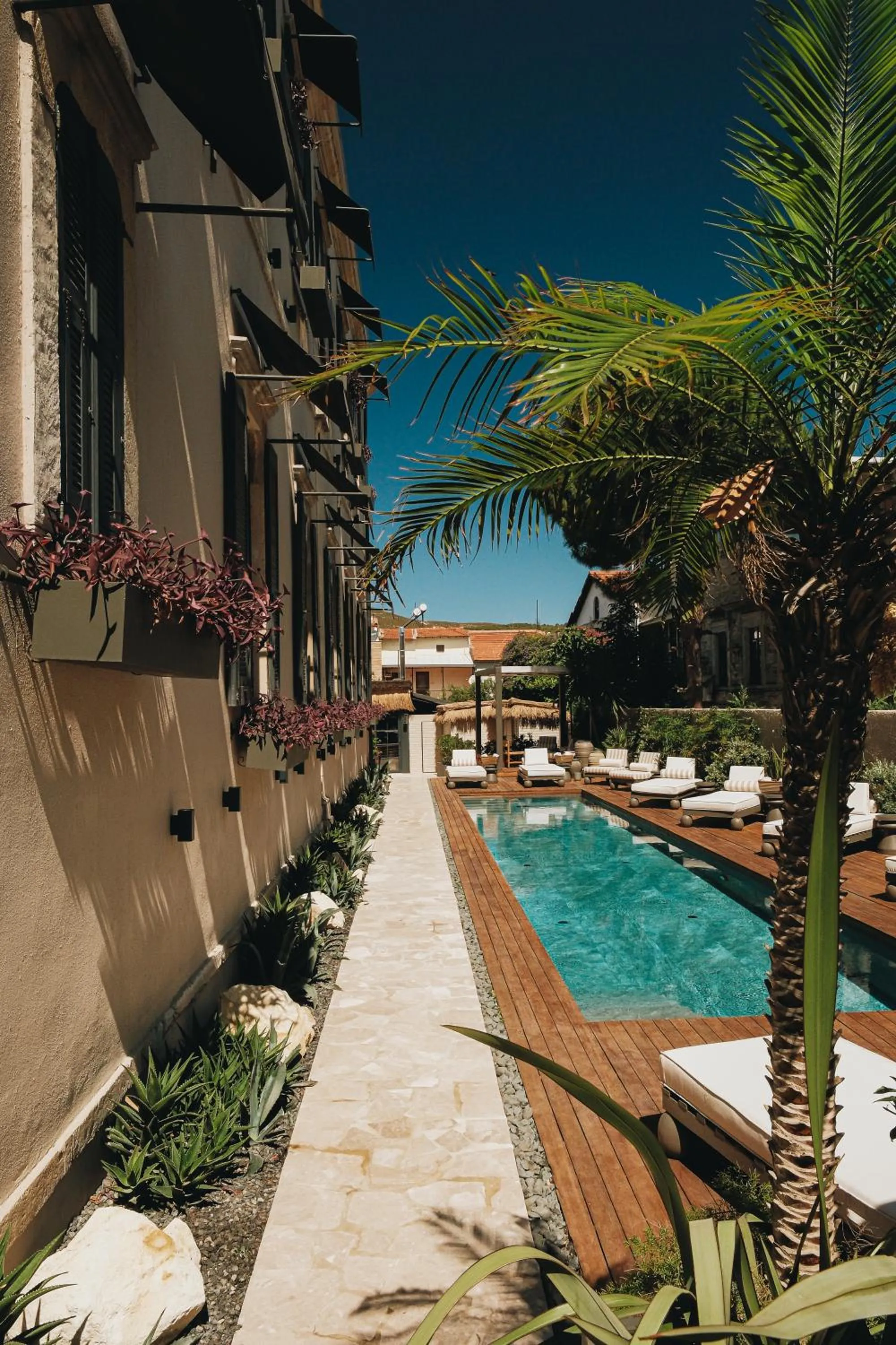 Swimming pool in Lecole Hotel By Cityloft