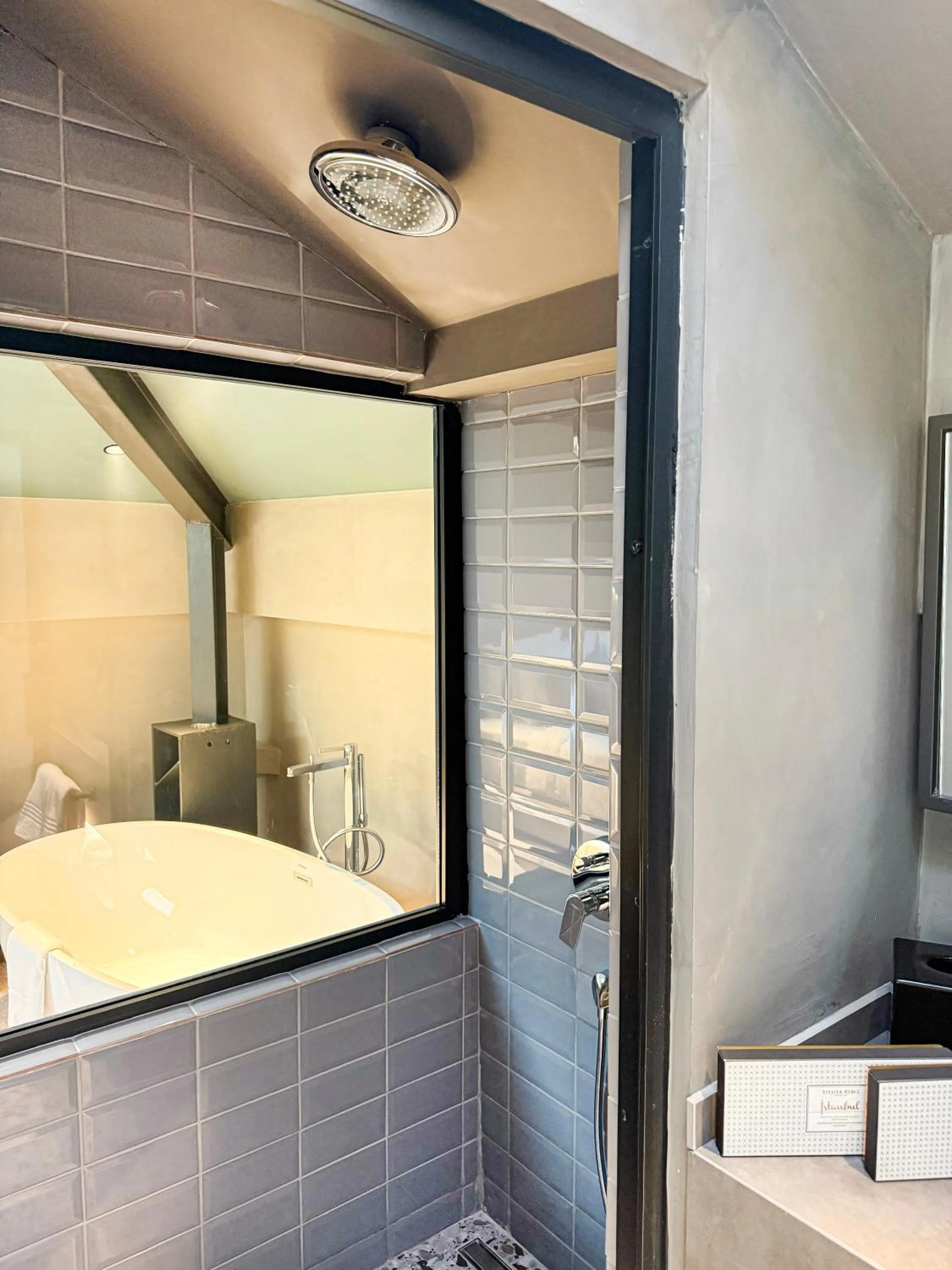 Bathroom in Lecole Hotel By Cityloft