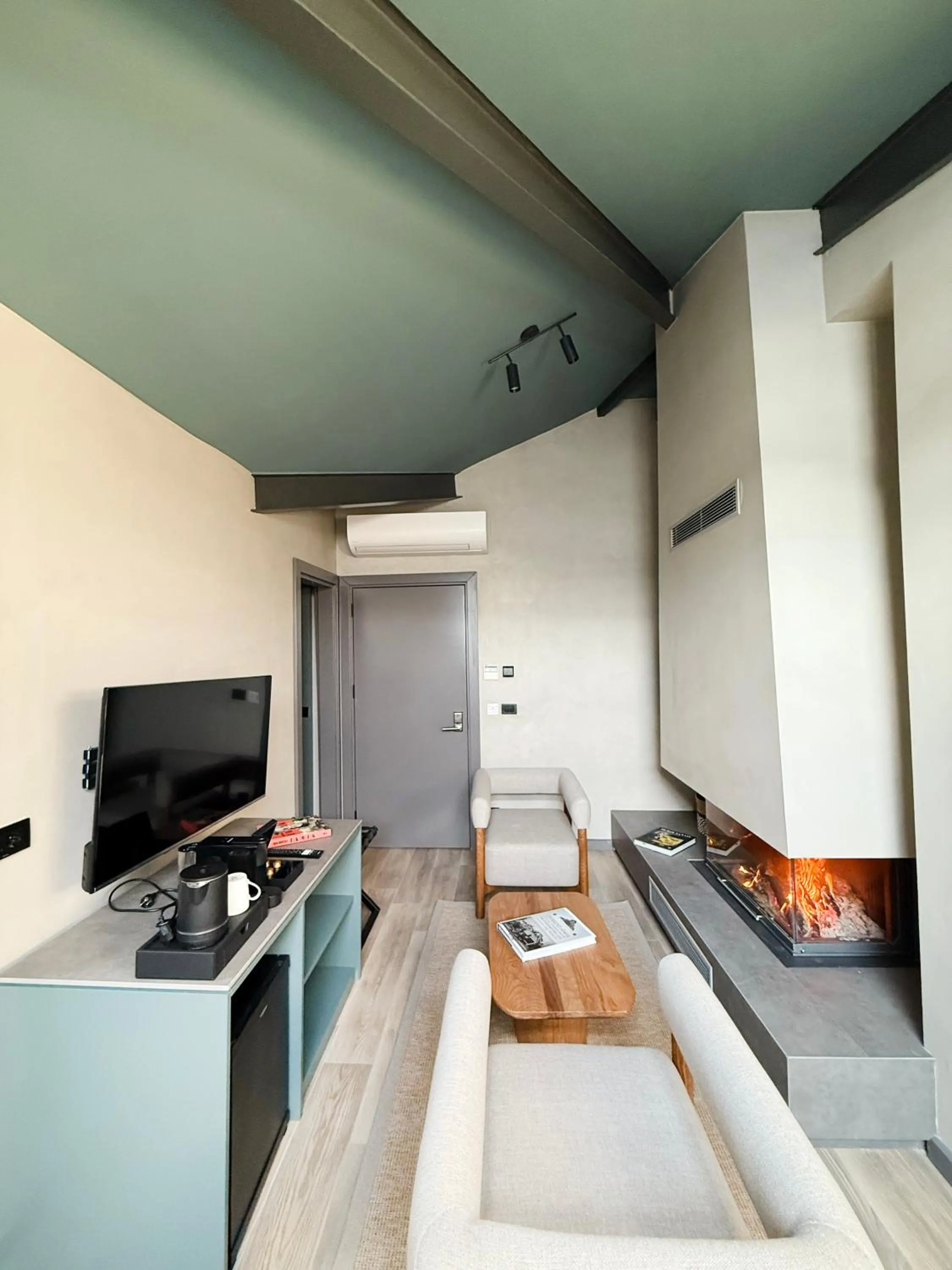 TV and multimedia in Lecole Hotel By Cityloft