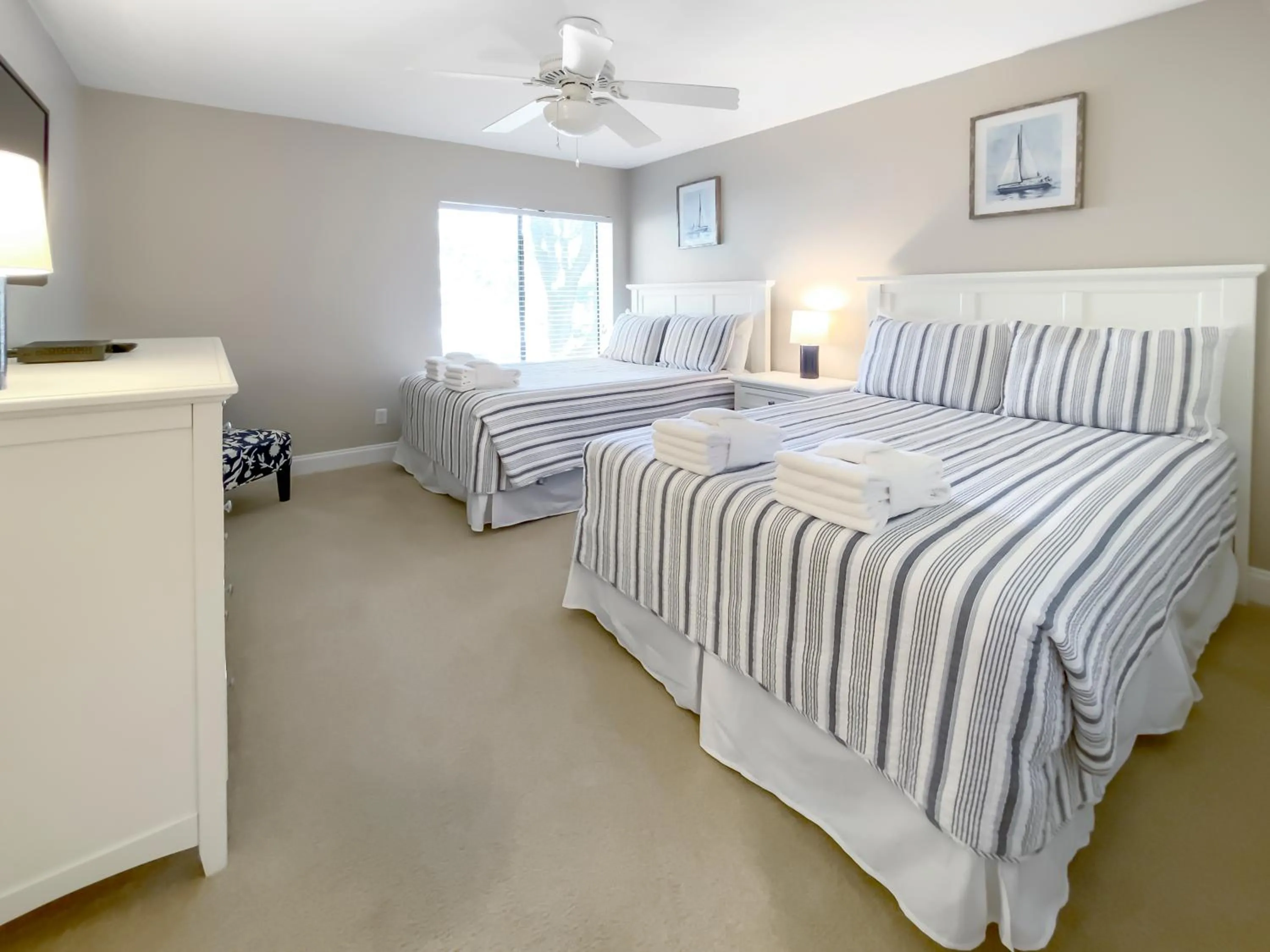 Bed in 2278 Heritage Villas at The Sea Pines Resort