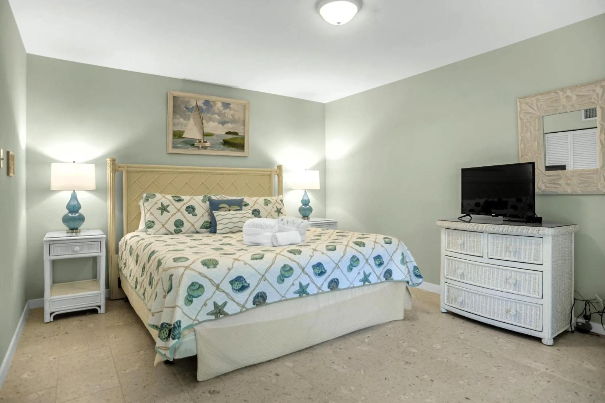 Bed in 310A Beach Lagoon at The Sea Pines Resort