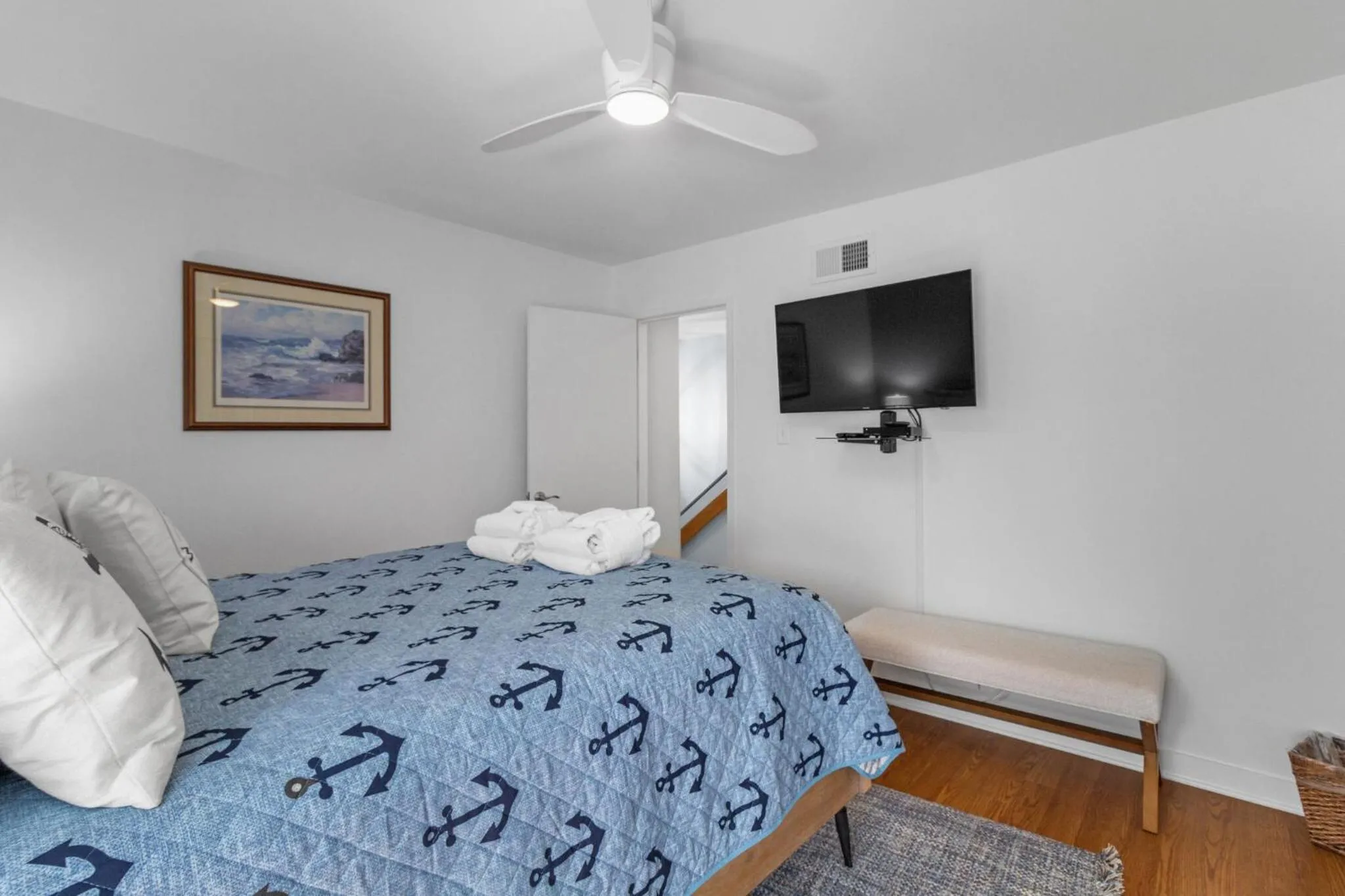 Bed in 963 Cutter Court at The Sea Pines Resort