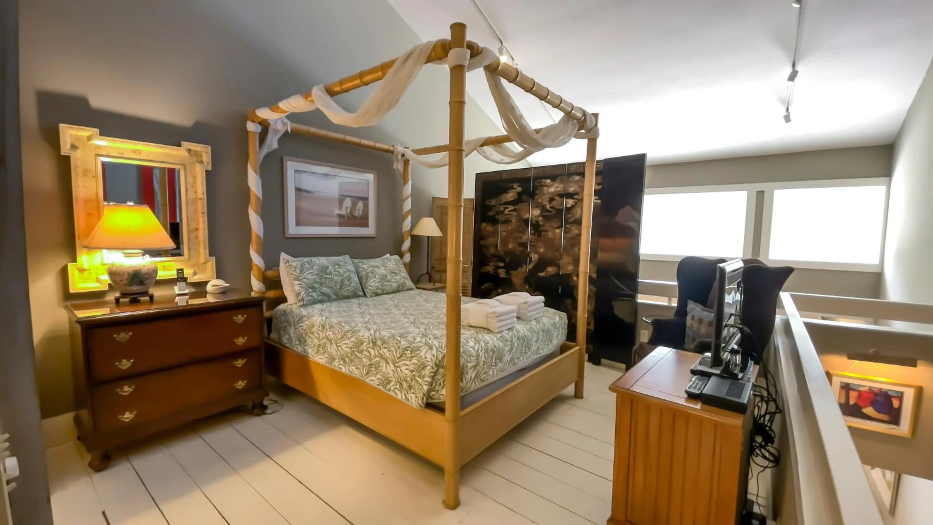 Bed in 290 Stoney Creek Villa at The Sea Pines Resort