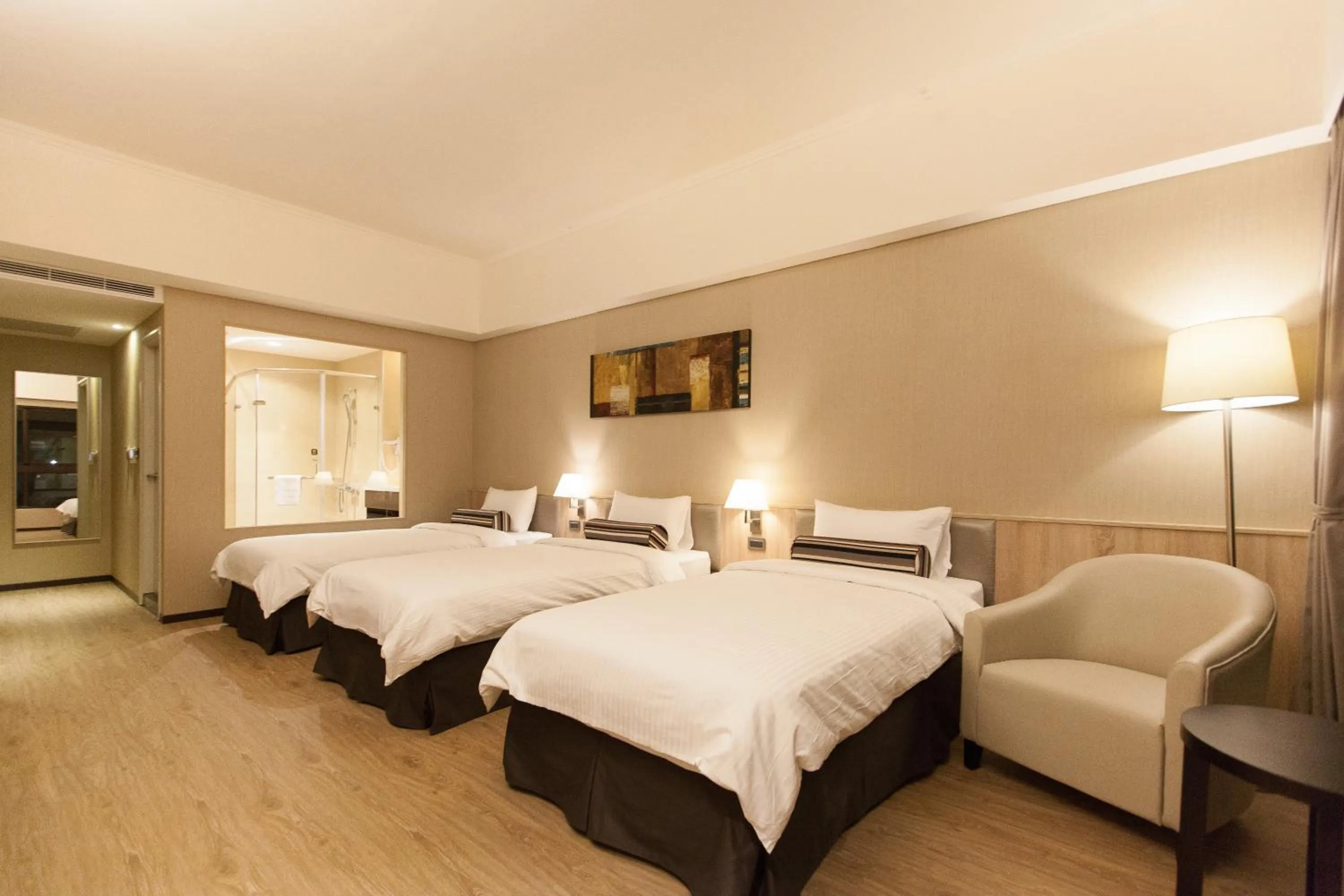 Photo of the whole room, Bed in The Fuli Resort Chihpen