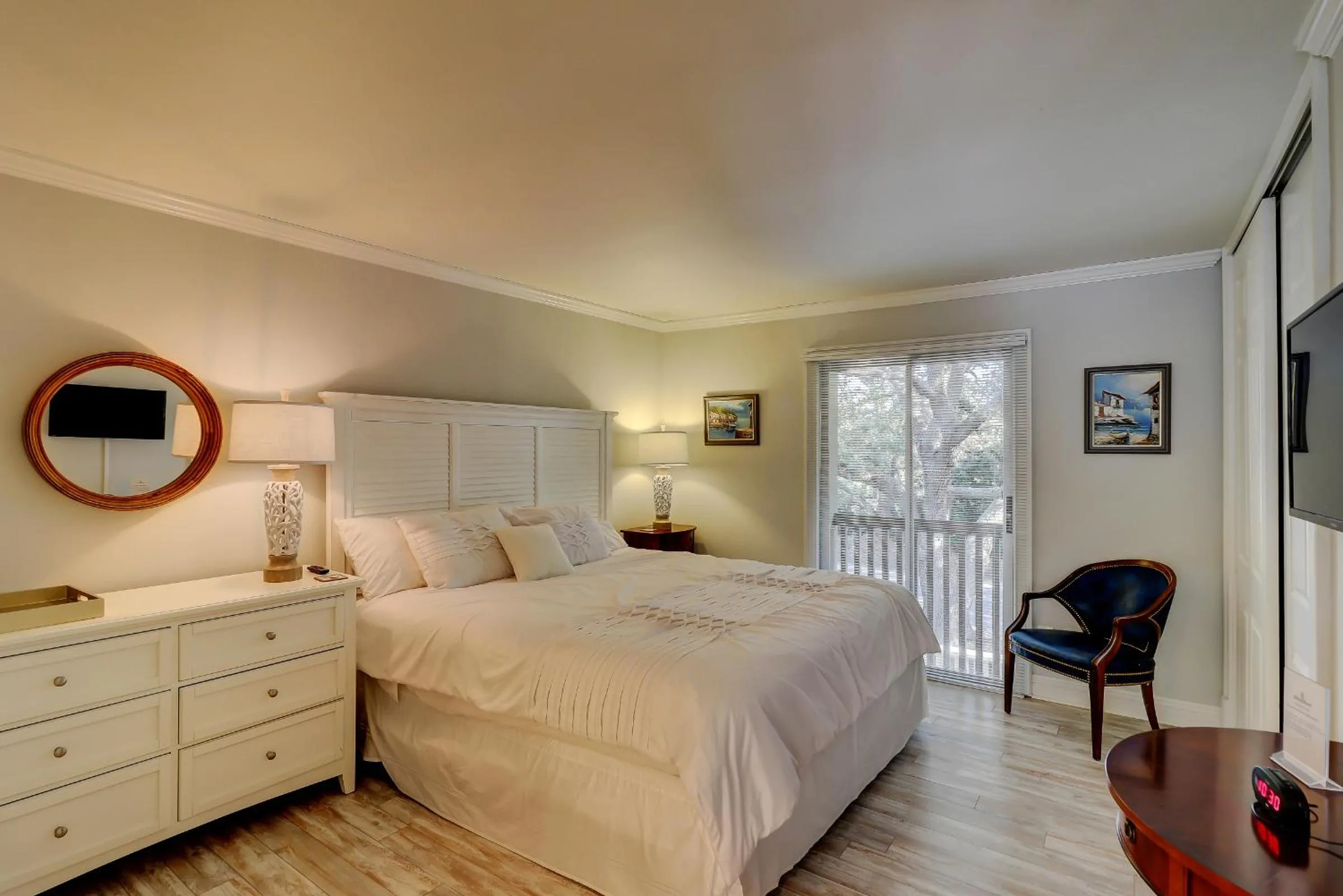 Bed in 82 Fairway Lane at The Sea Pines Resort