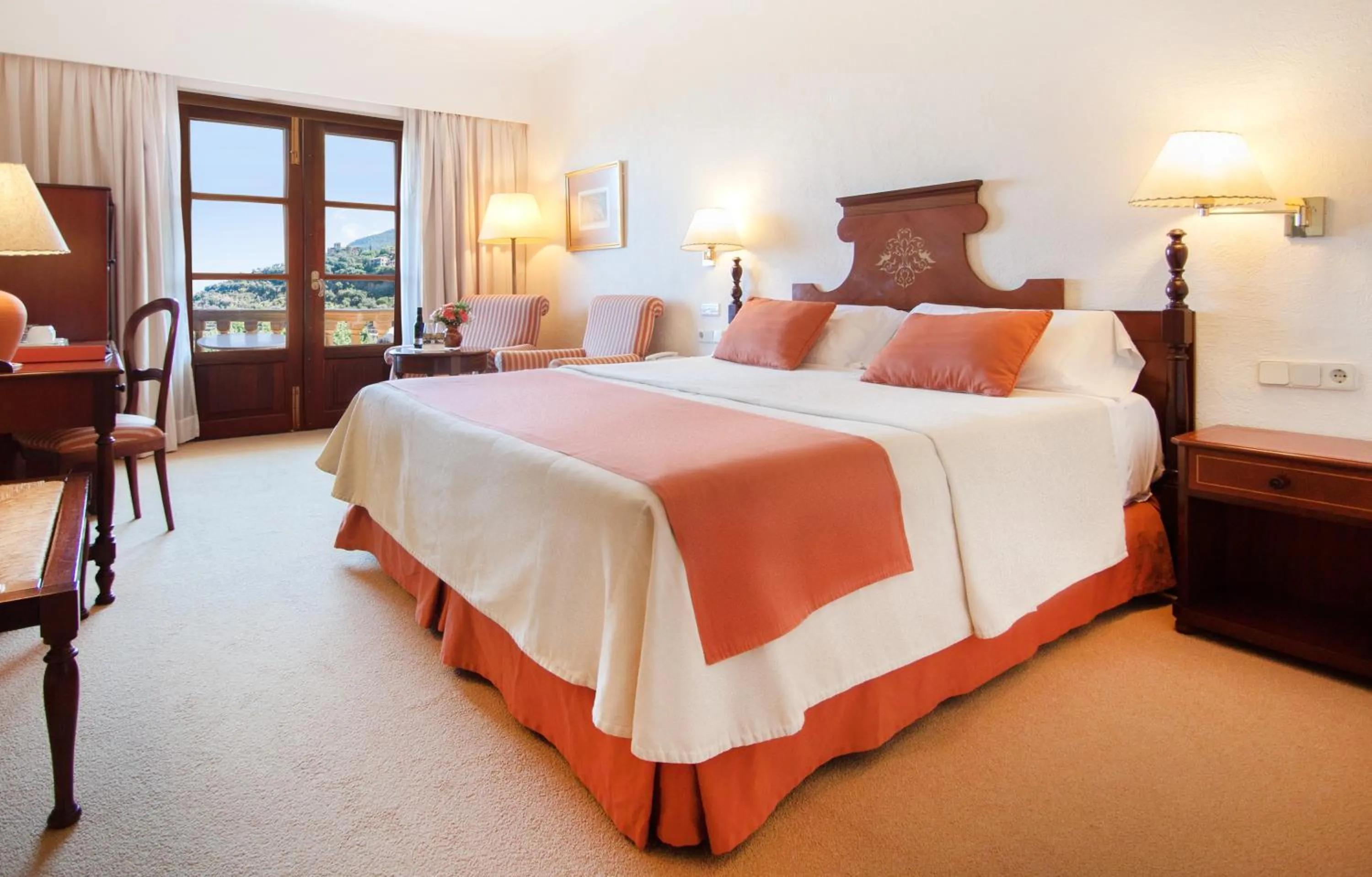 Bed in Es Moli Hotel