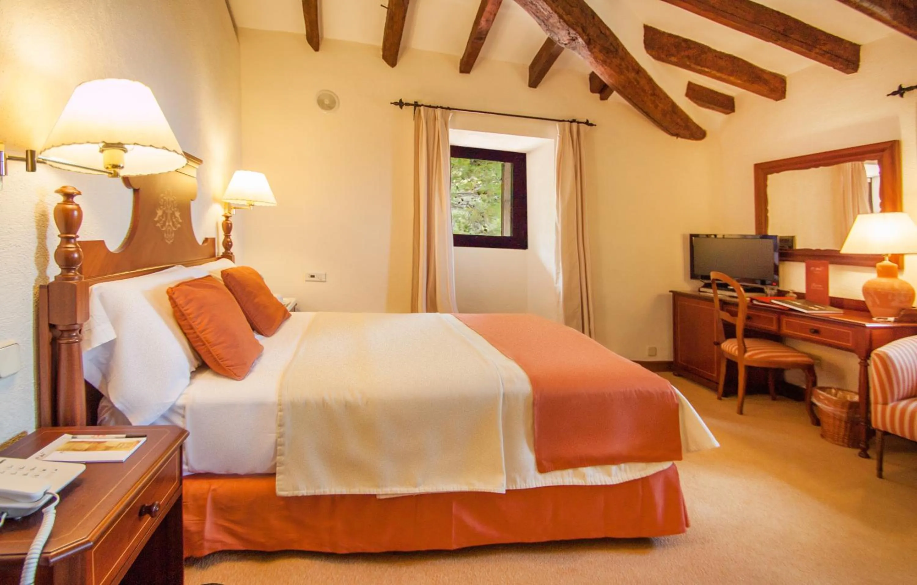 Bed in Es Moli Hotel