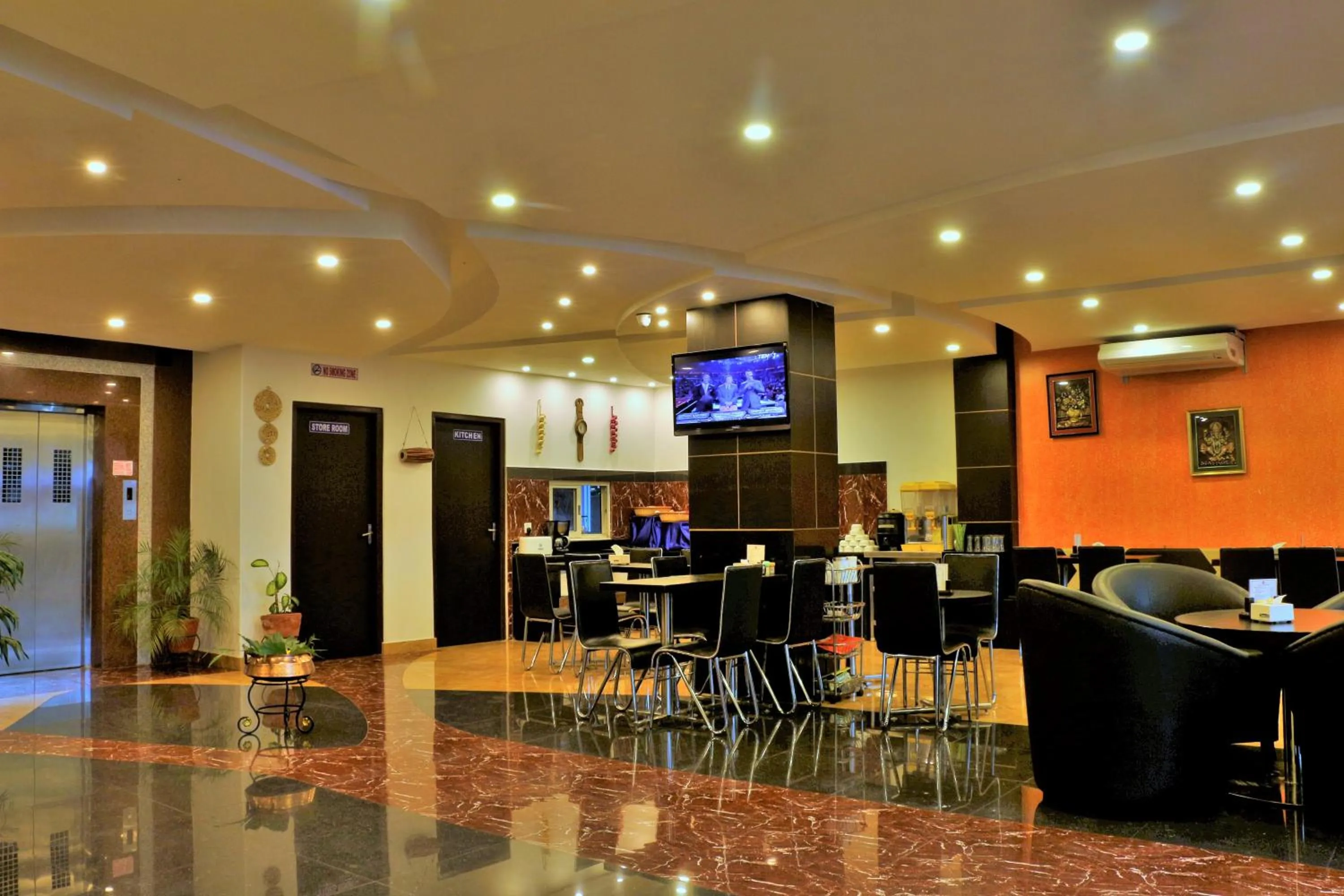 Restaurant/places to eat in Hotel City Inn - Mountain View