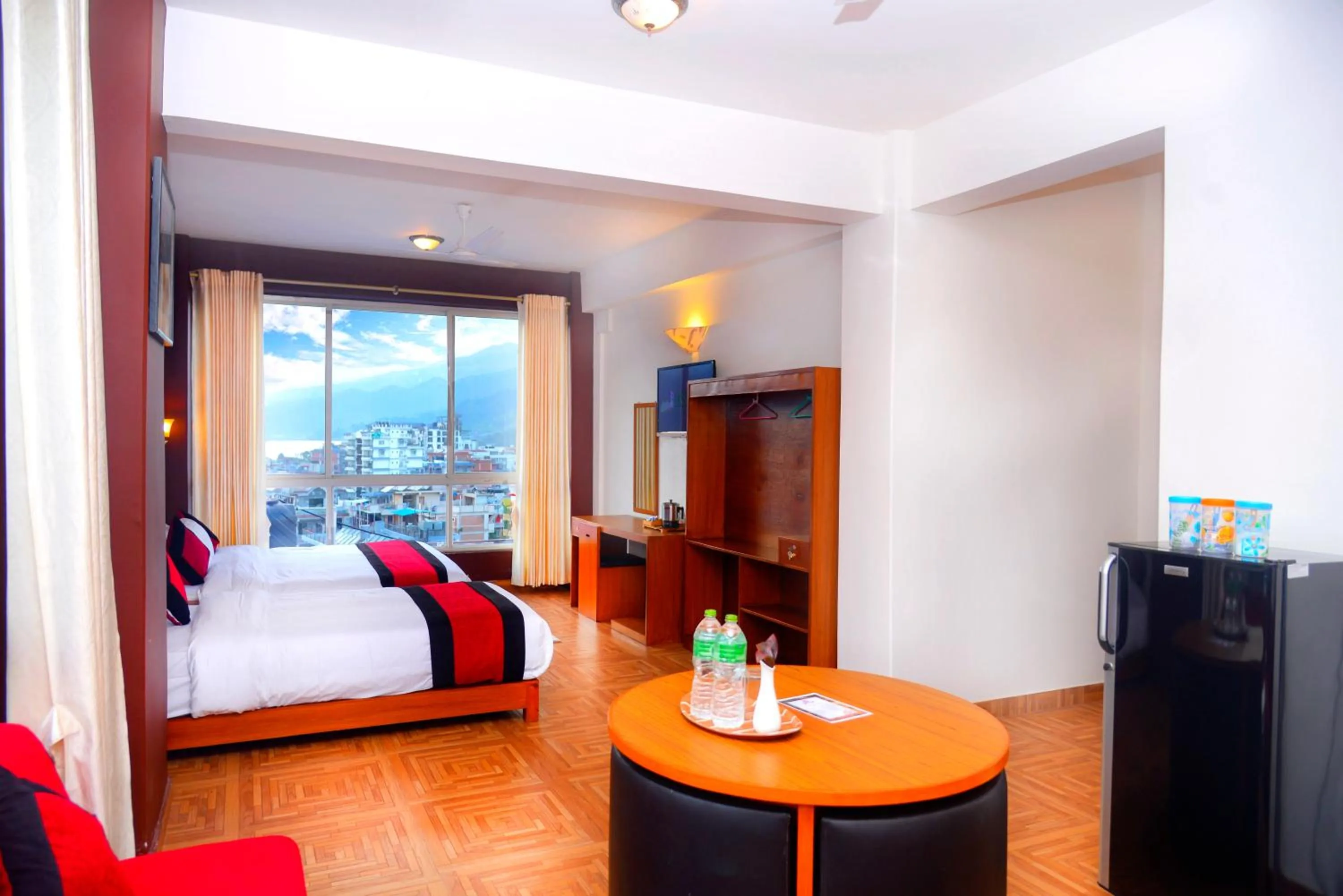 Bedroom, Bed in Hotel City Inn - Mountain View