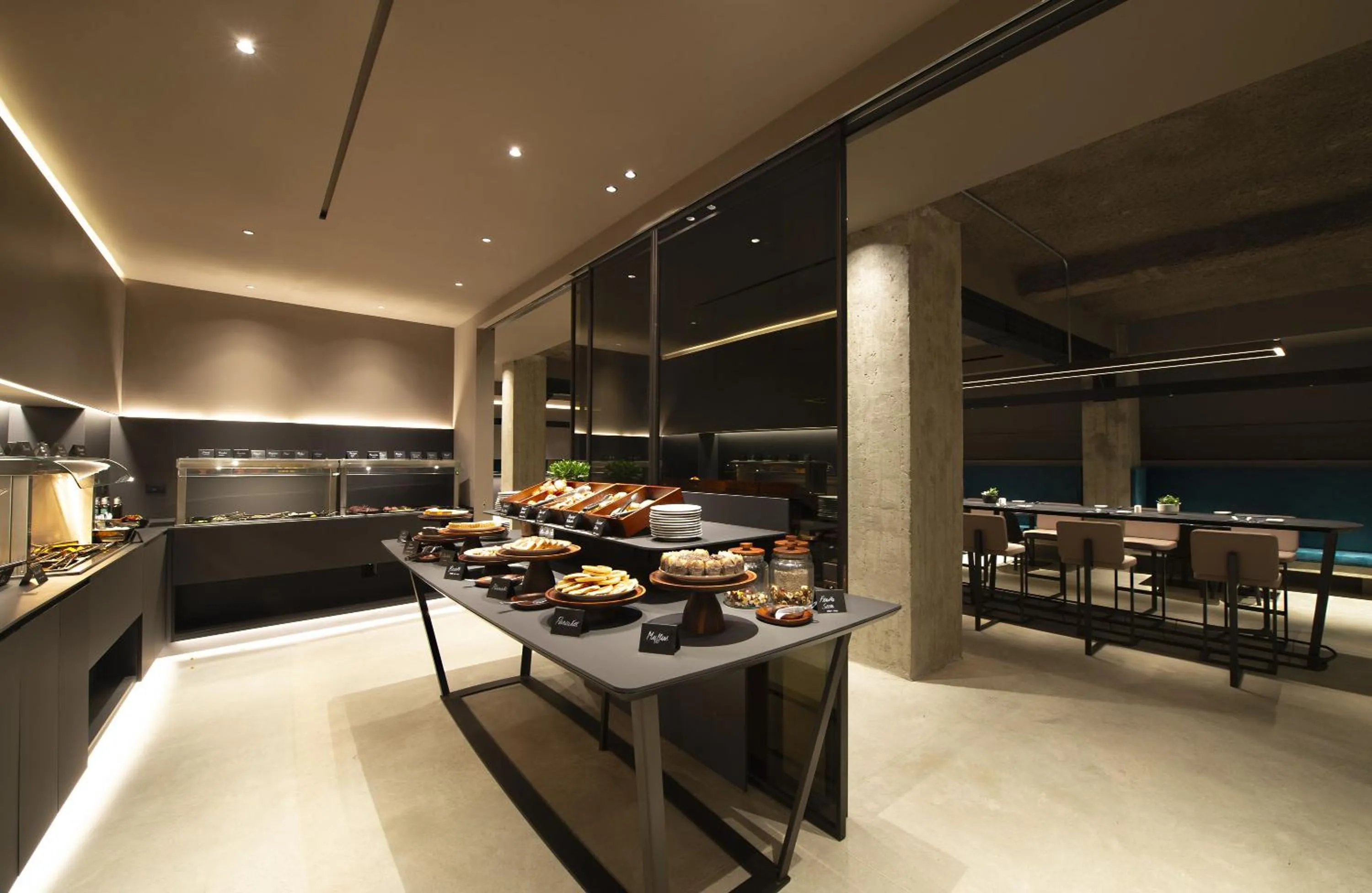 Buffet breakfast in 7BA Hotel Milano