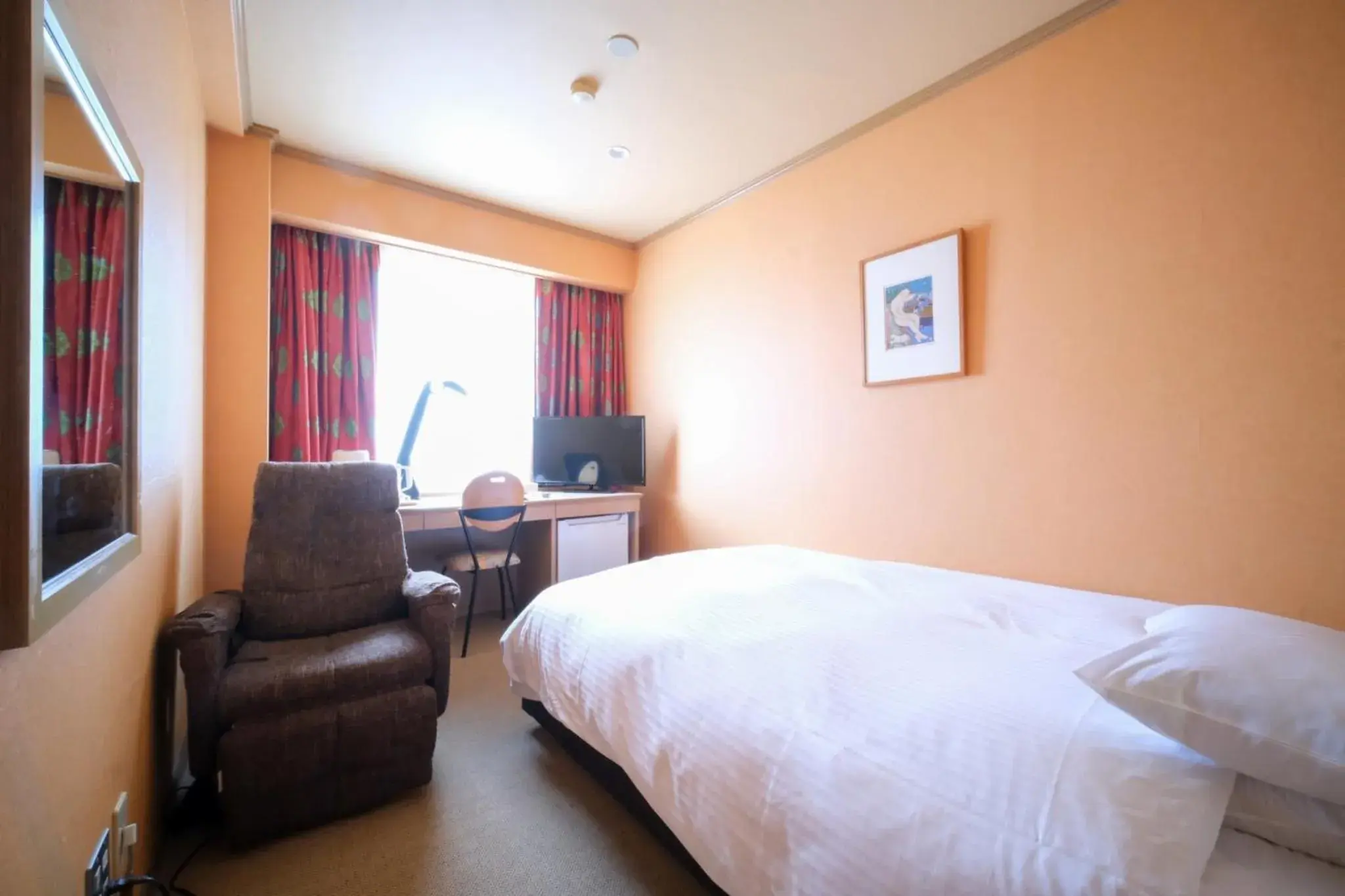 Superior Single Room with Massage Chair and Upgarded Bed - Non-Smoking in Yuzawa Royal hotel Superior Single Room with Massage Chair and Upgarded Bed - Non-Smoking in Yuzawa Royal hotel