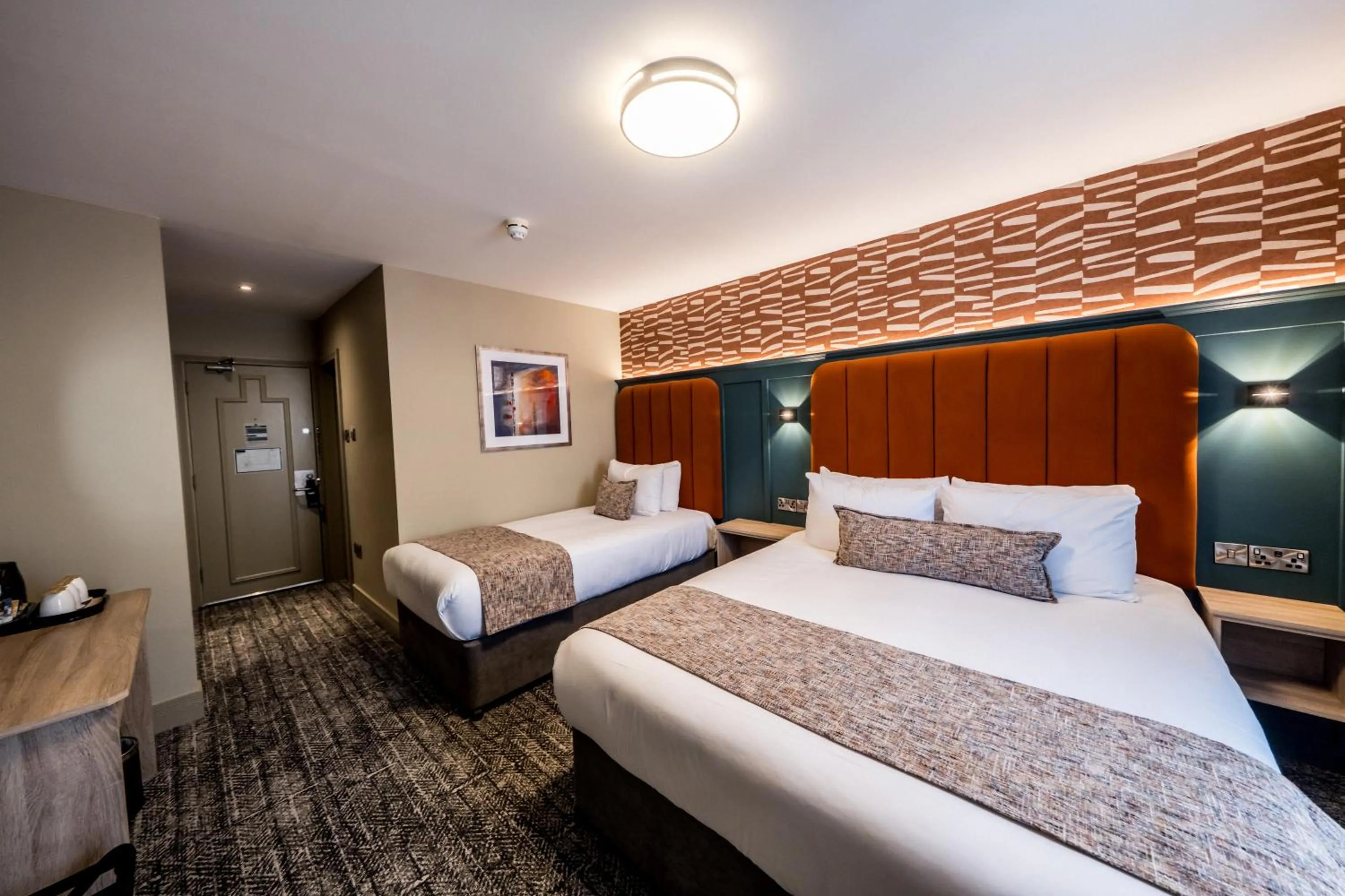 Bed in The Maiden City Hotel