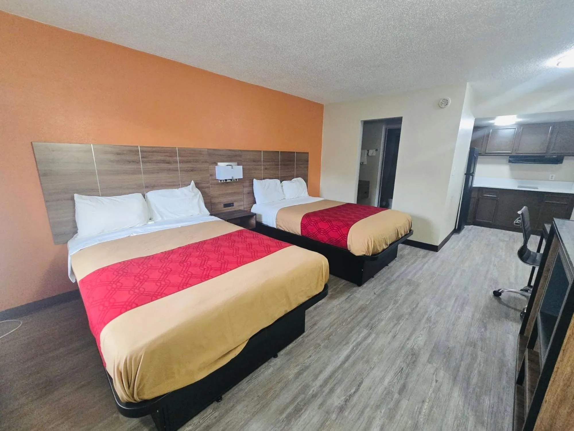 Bed in Studios 4 Less Chesapeake