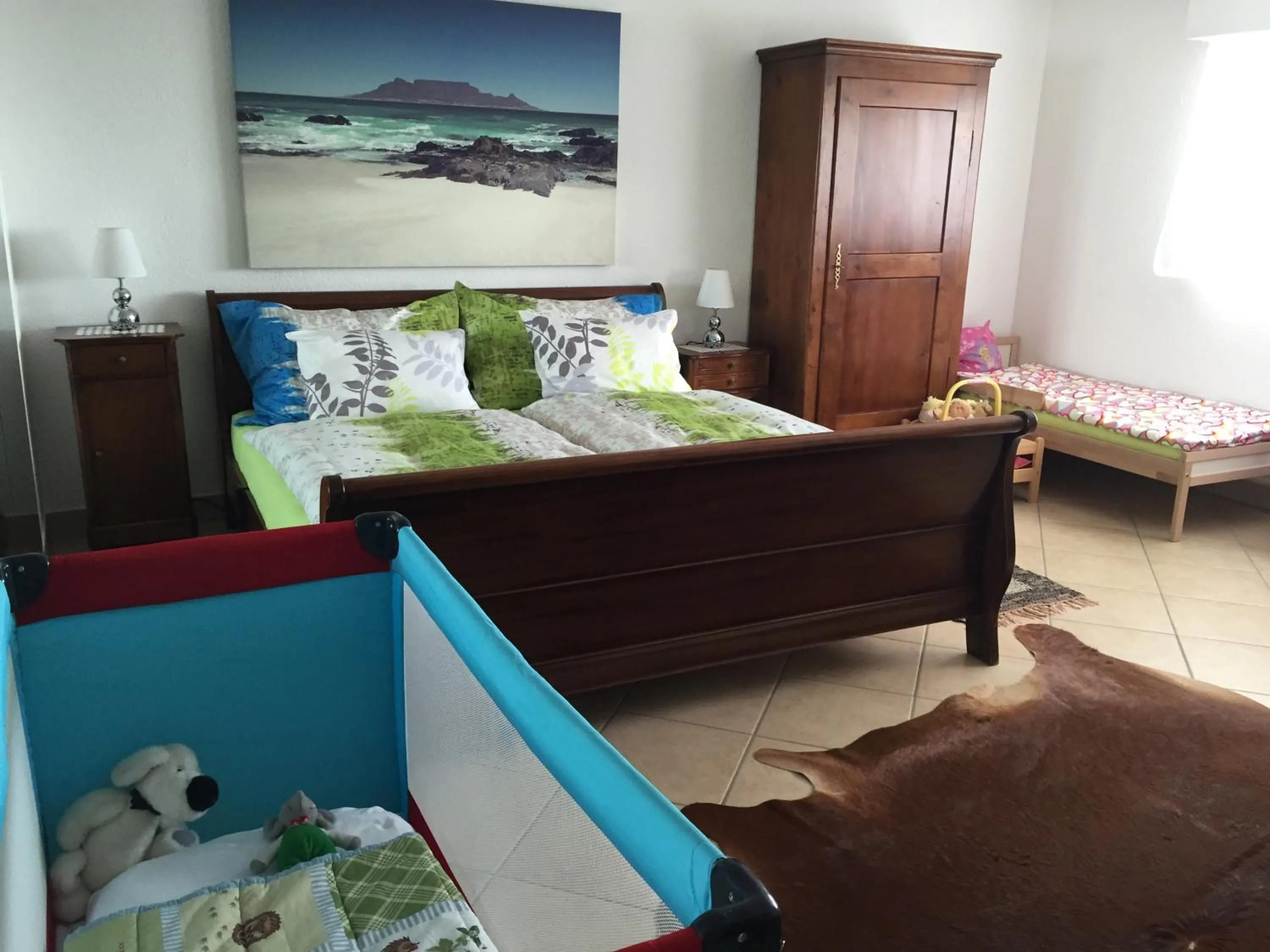 Bedroom, Bed in Magie Du Léman