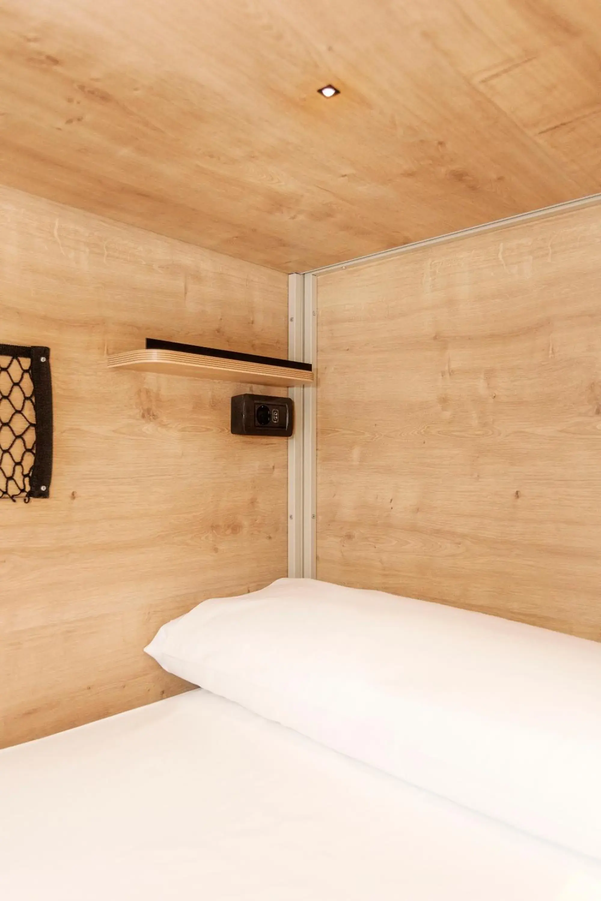 6-Bed Room with Private Bathroom in A Room In The City Hostel 6-Bed Room with Private Bathroom in A Room In The City Hostel