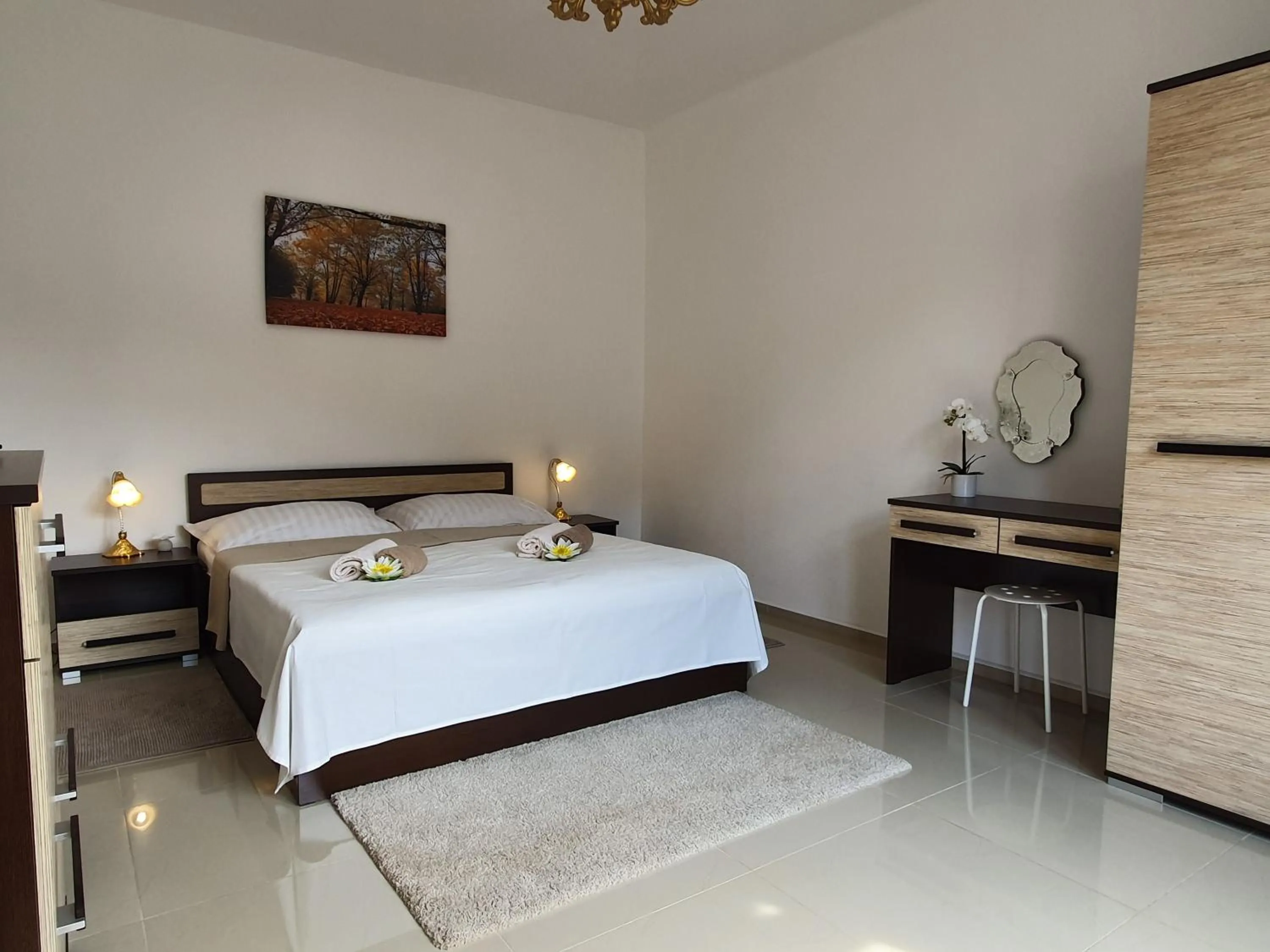 Bed in Madonna Apartments