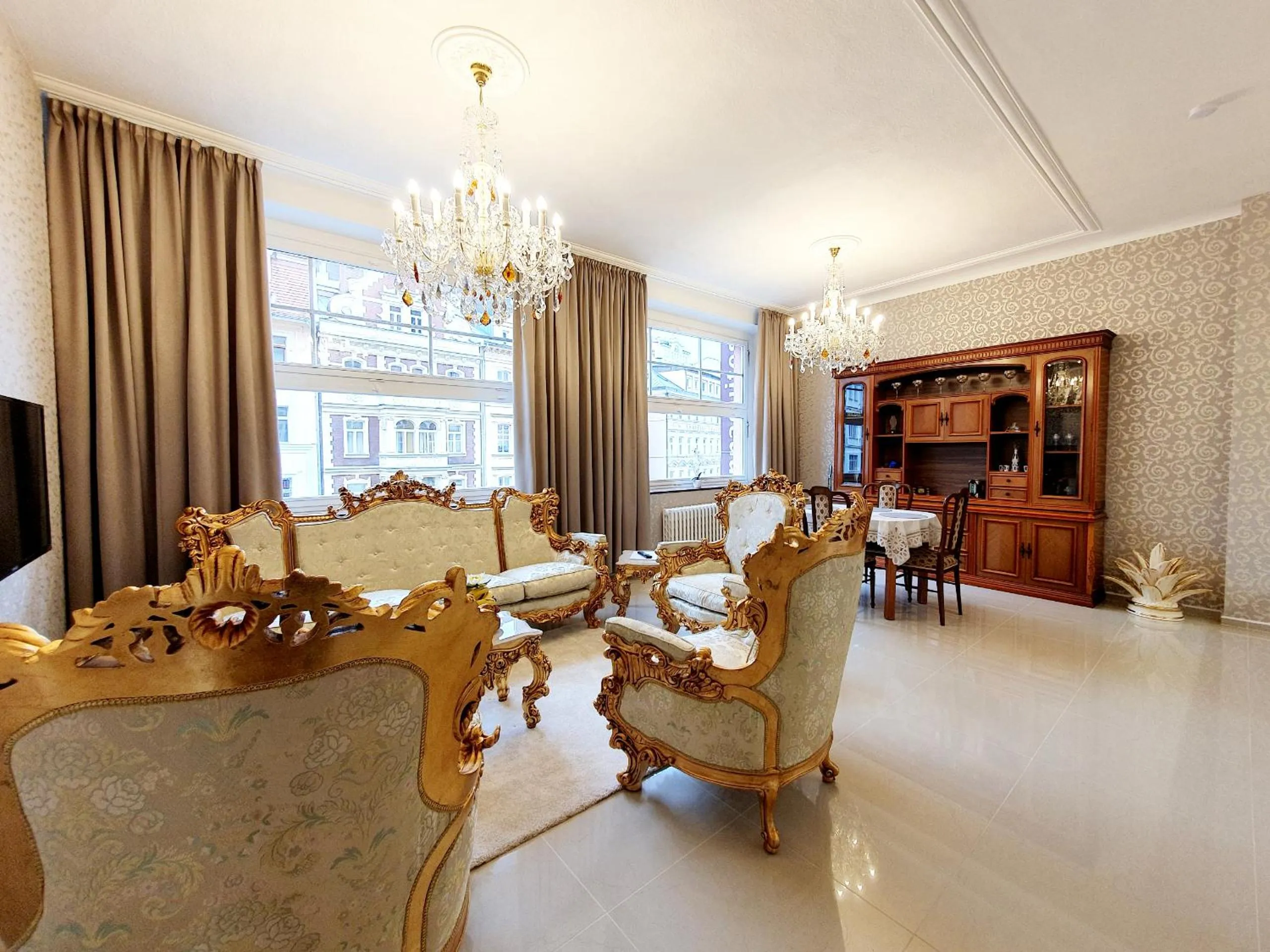 Living room in Madonna Apartments