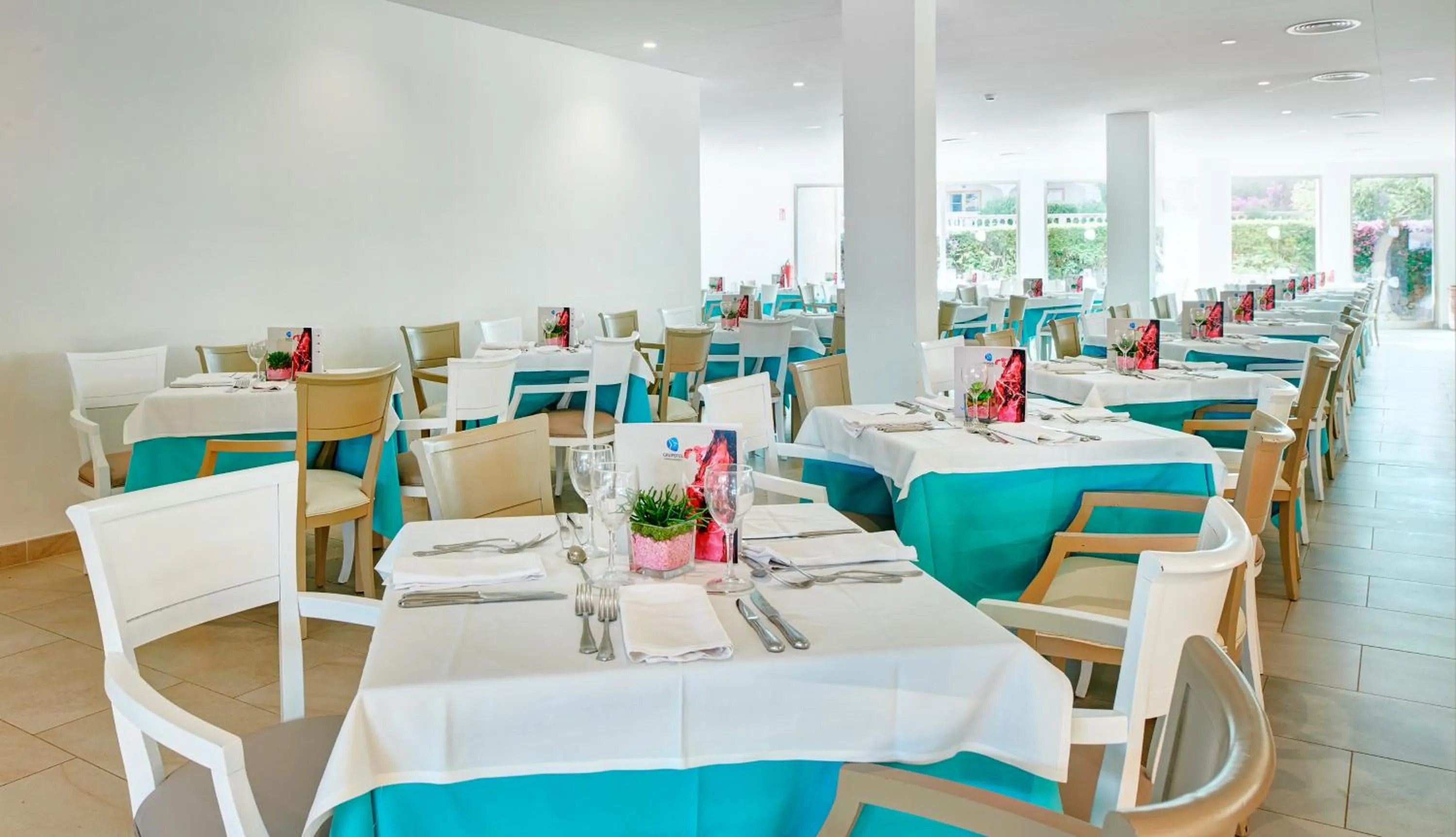 Restaurant/places to eat in Grupotel Mallorca Mar
