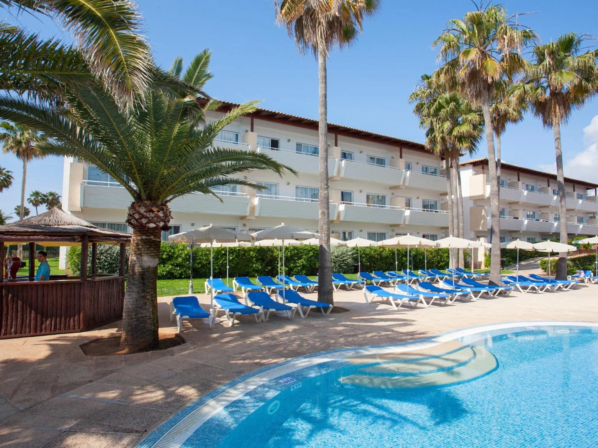Swimming pool in Grupotel Mallorca Mar