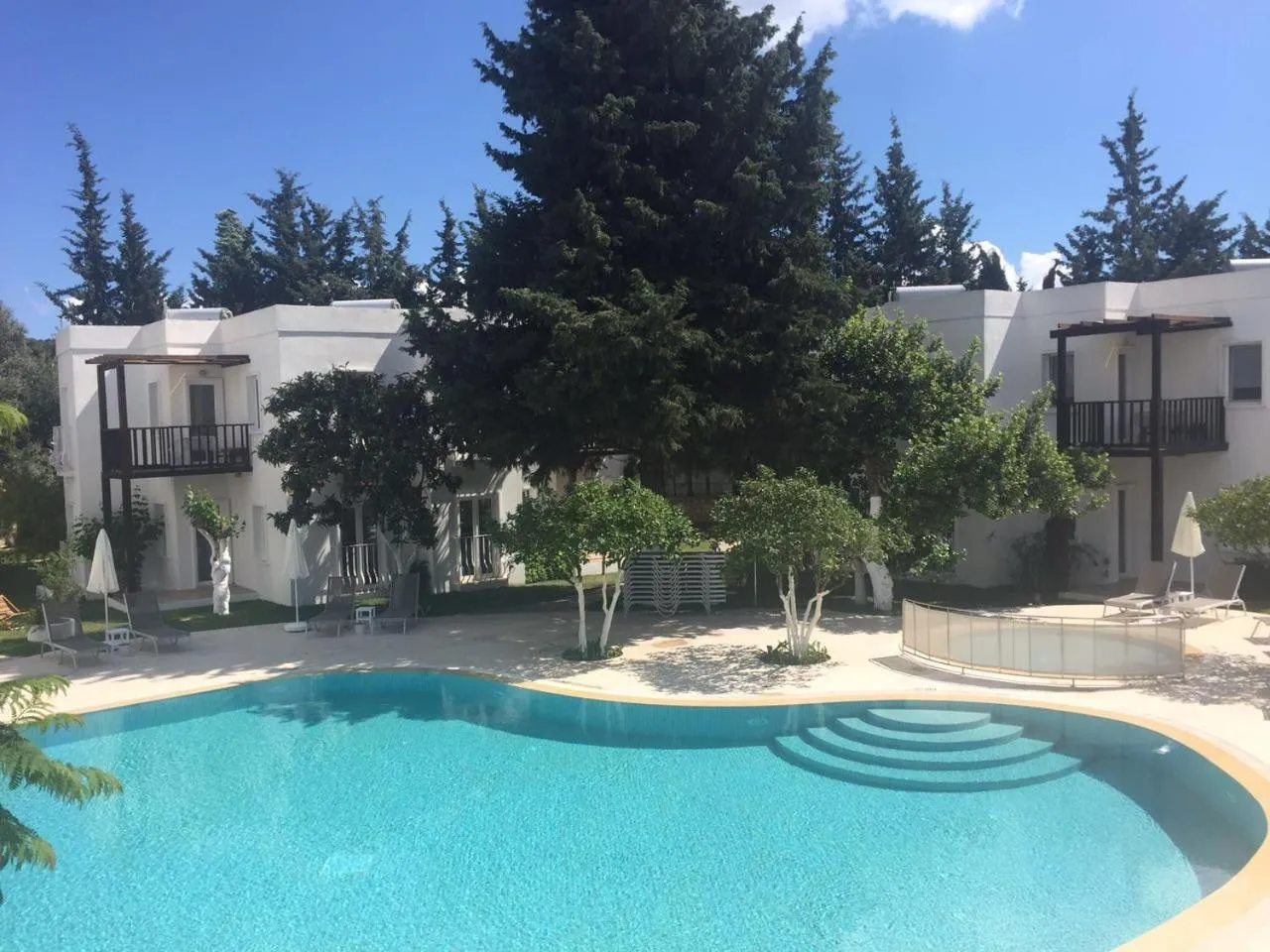 Swimming pool in Meis Hotel