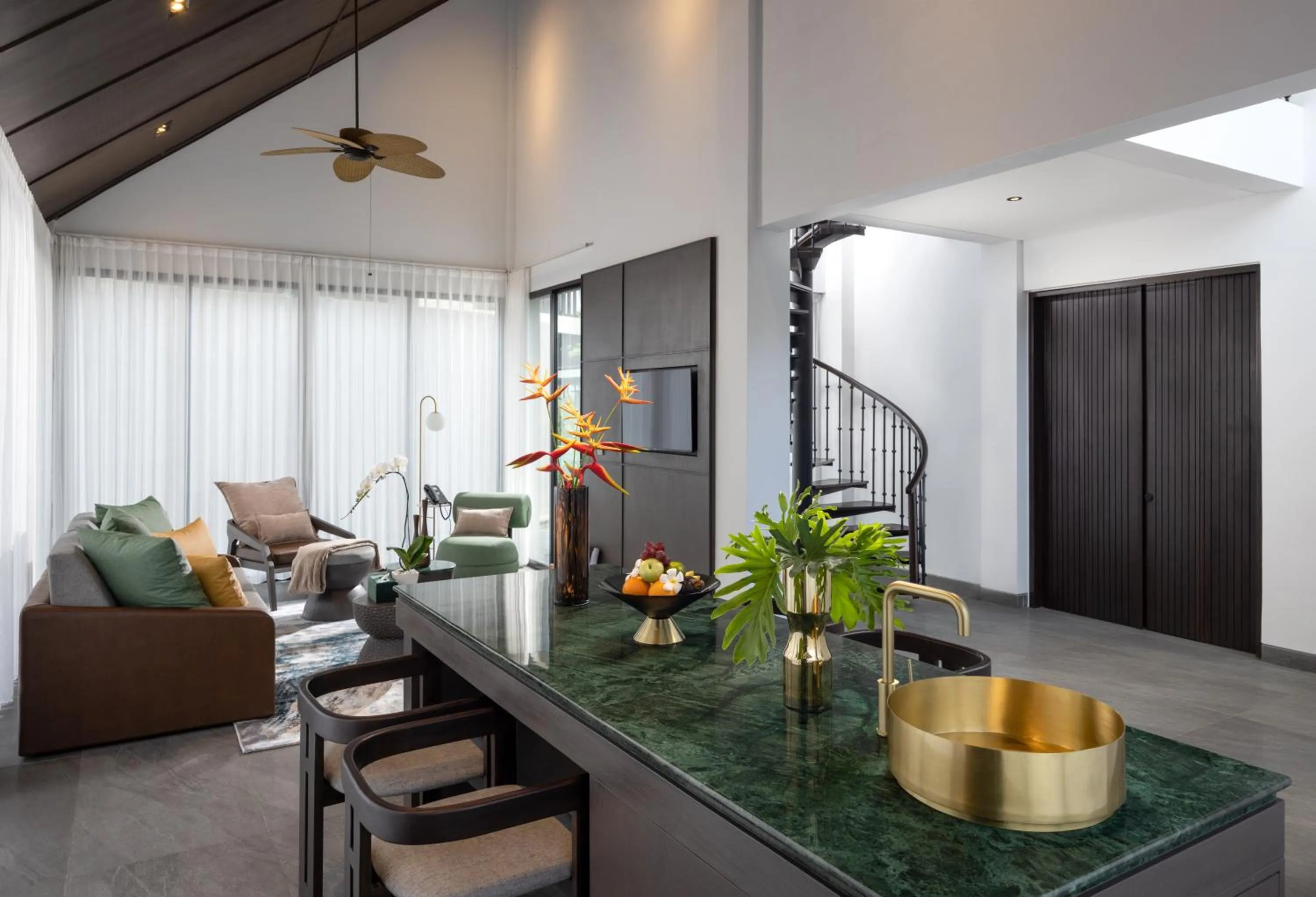 Living room in Quenzo Beach Resort