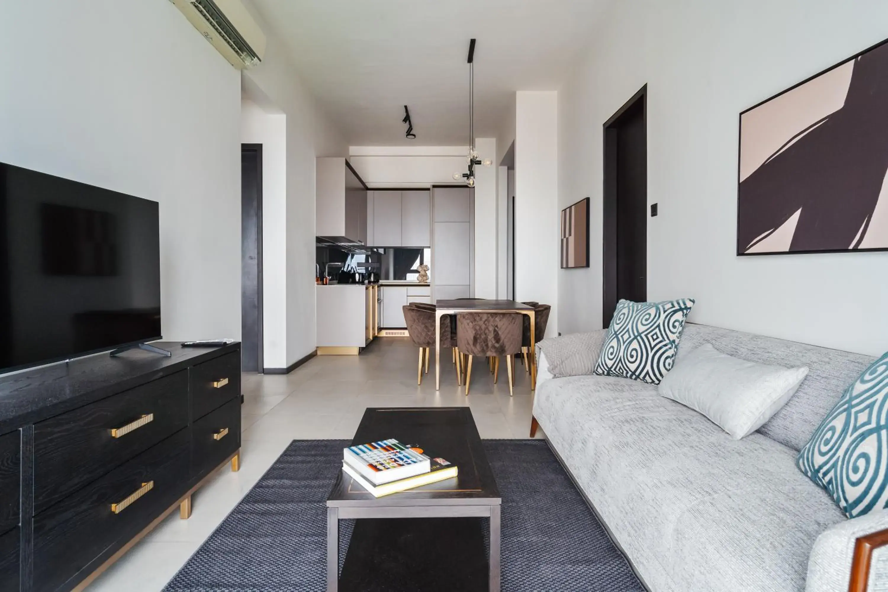 Three-Bedroom Premium Apartment with Balcony in Opus by Soulasia Three-Bedroom Premium Apartment with Balcony in Opus by Soulasia