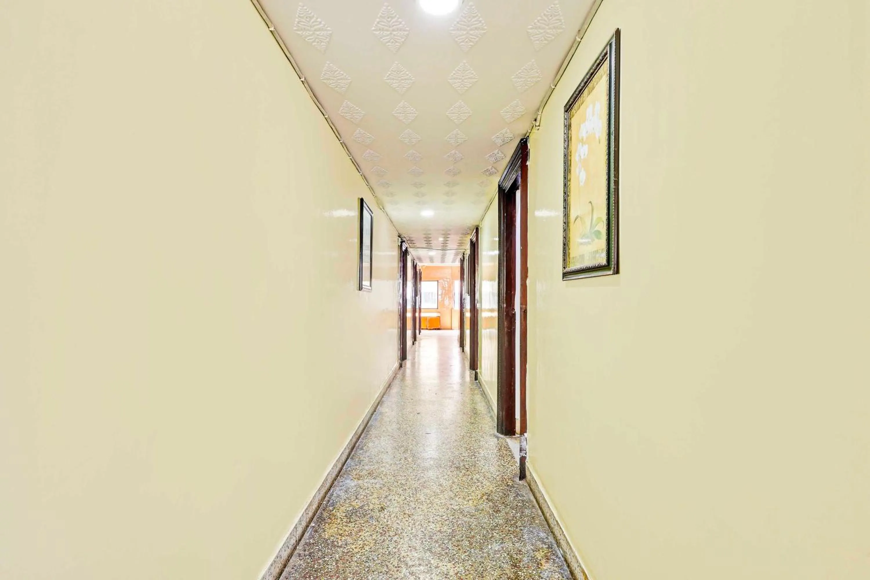 Lobby or reception in Collection O Vijayawada South India Shopping Mall