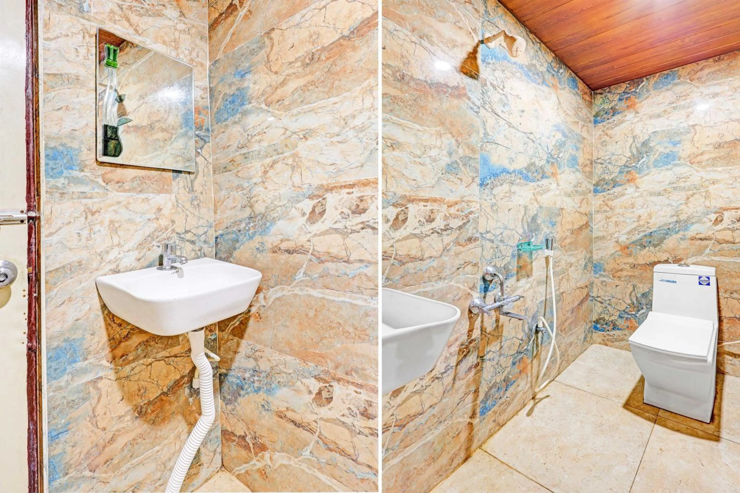 Bathroom in Collection O Vijayawada South India Shopping Mall