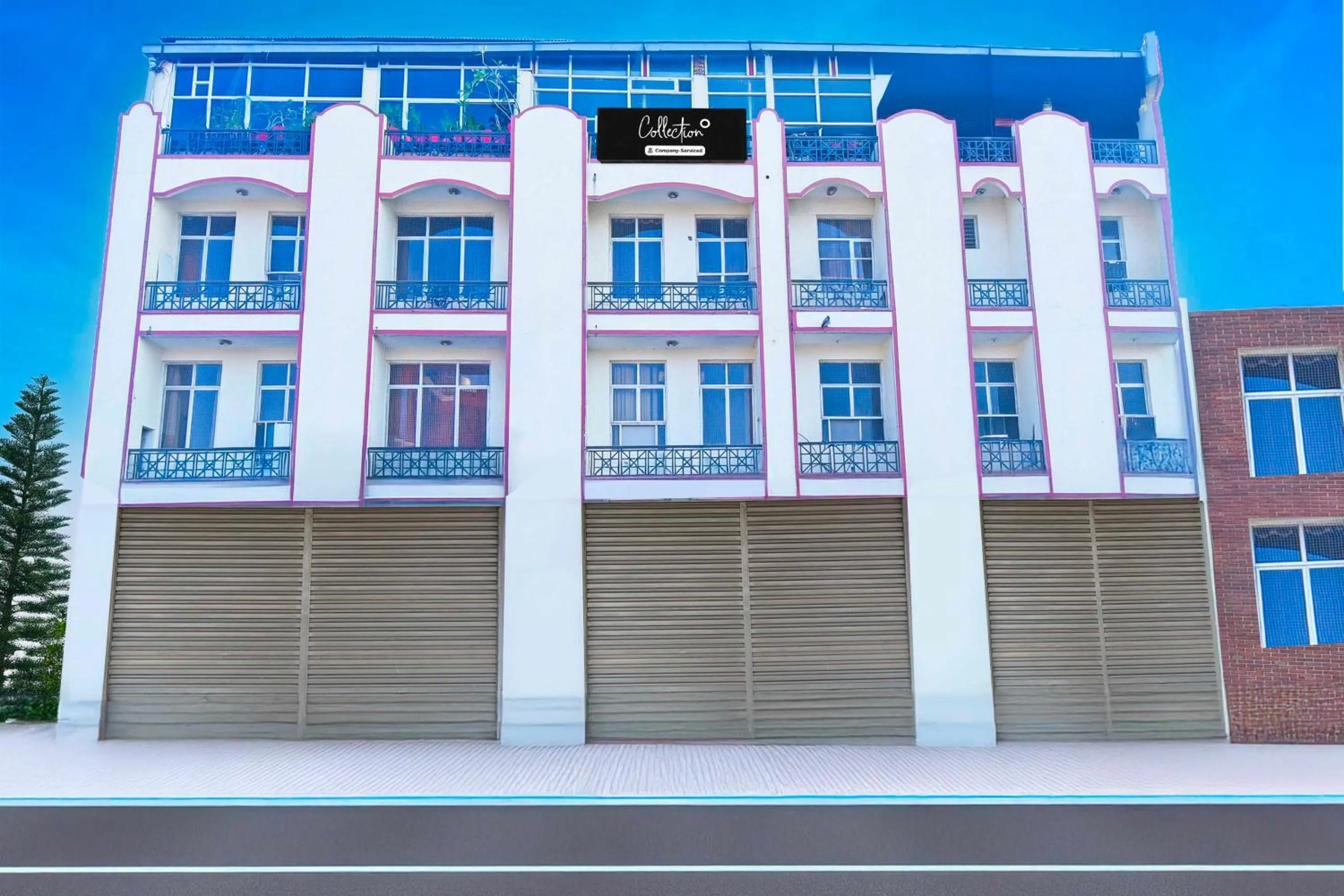 Property building in Hotel O Hathroi Market Near Dhuleshwar Garden