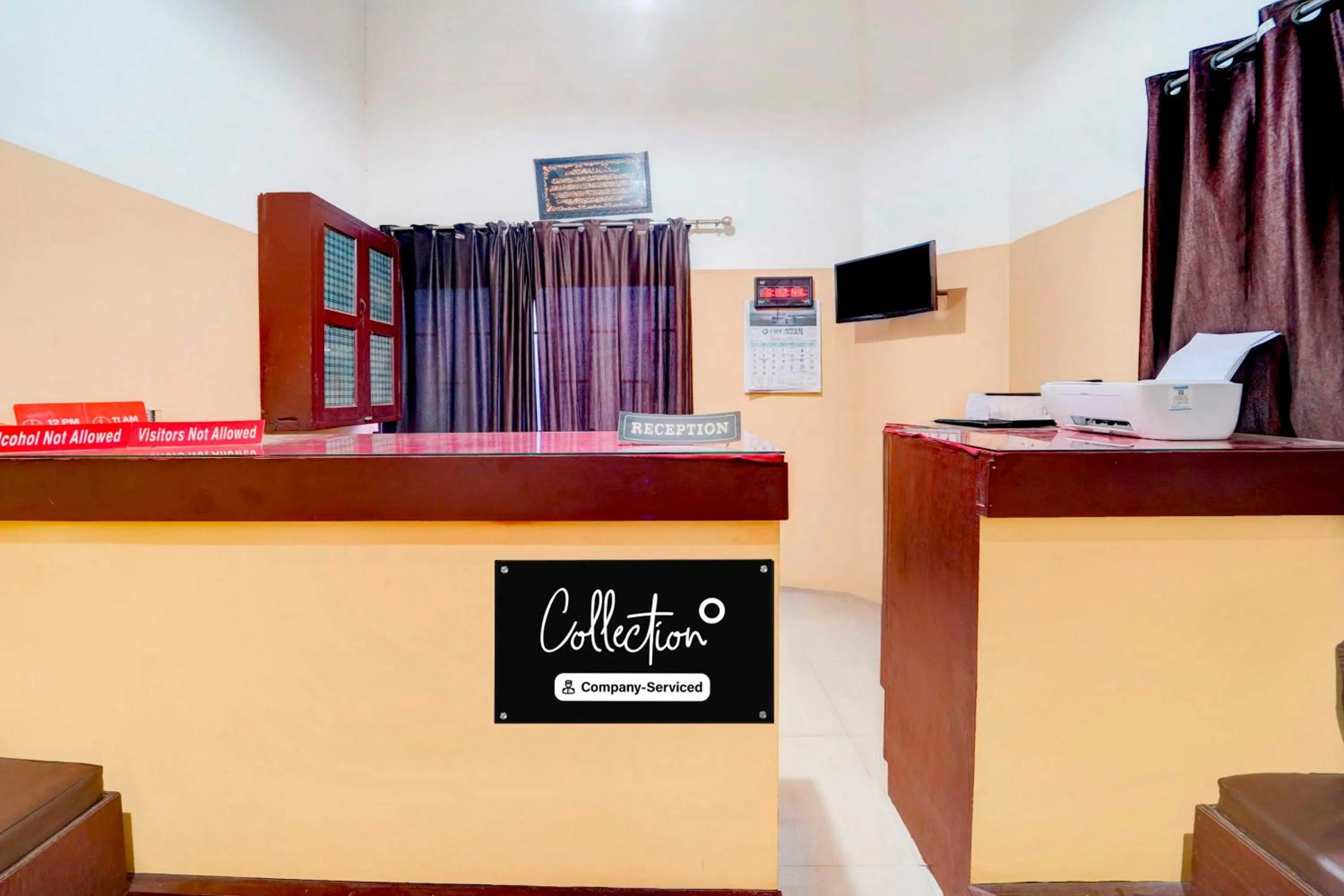 Bedroom in Collection O Kunnamangalam Near Bus Stand