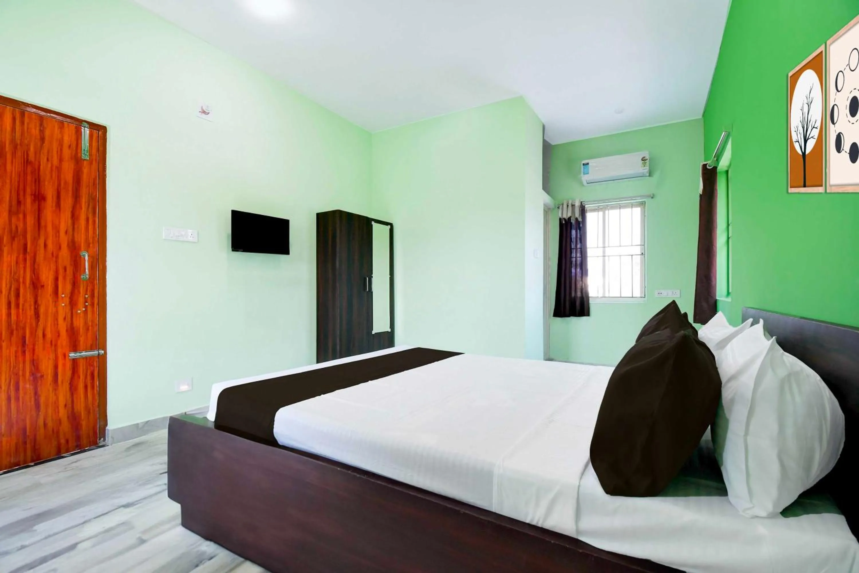 Bedroom, Bed in Collection O Bhubaneswar Crafts Museum
