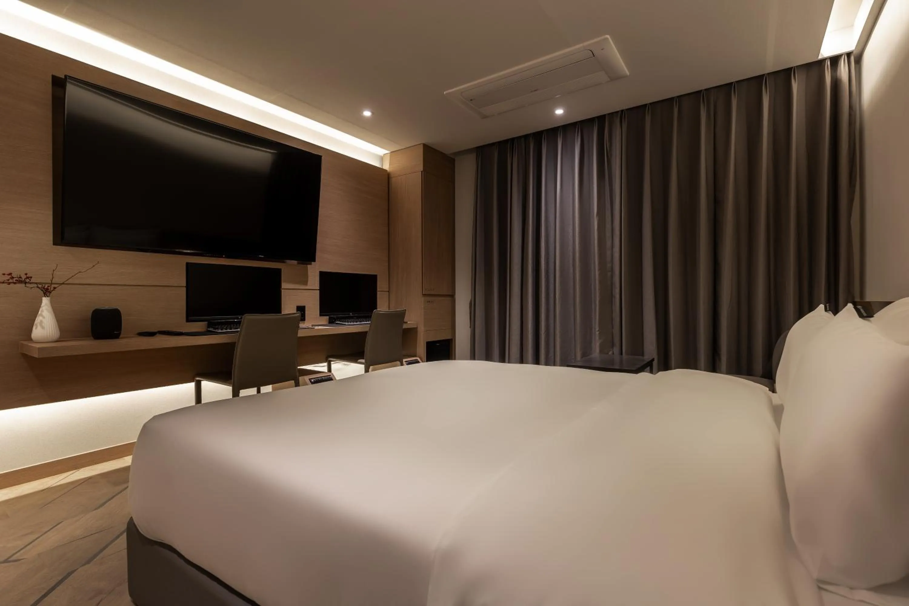 Bed in 21 Heritage Hotel