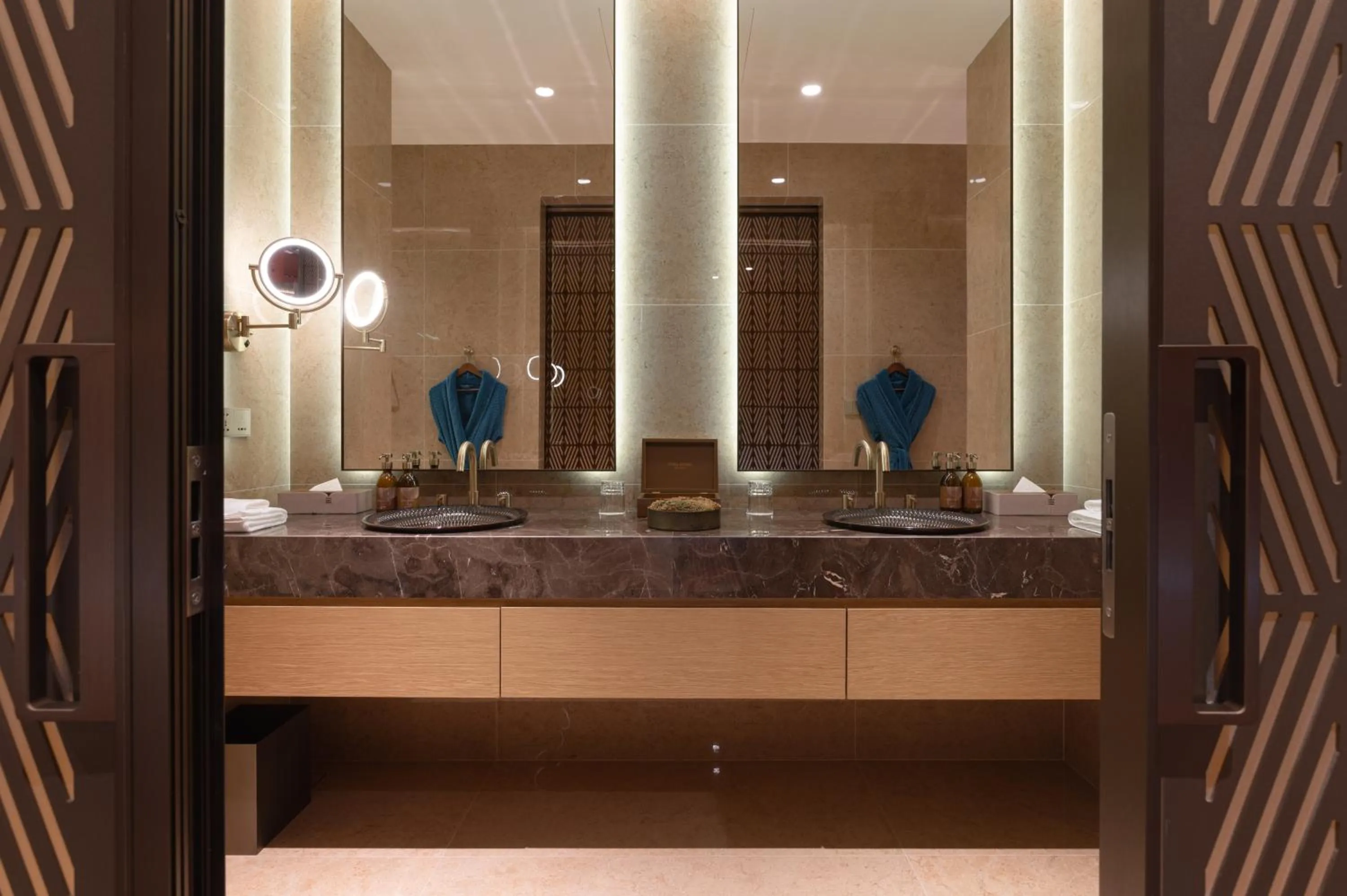 SOMA HOTEL Riverside