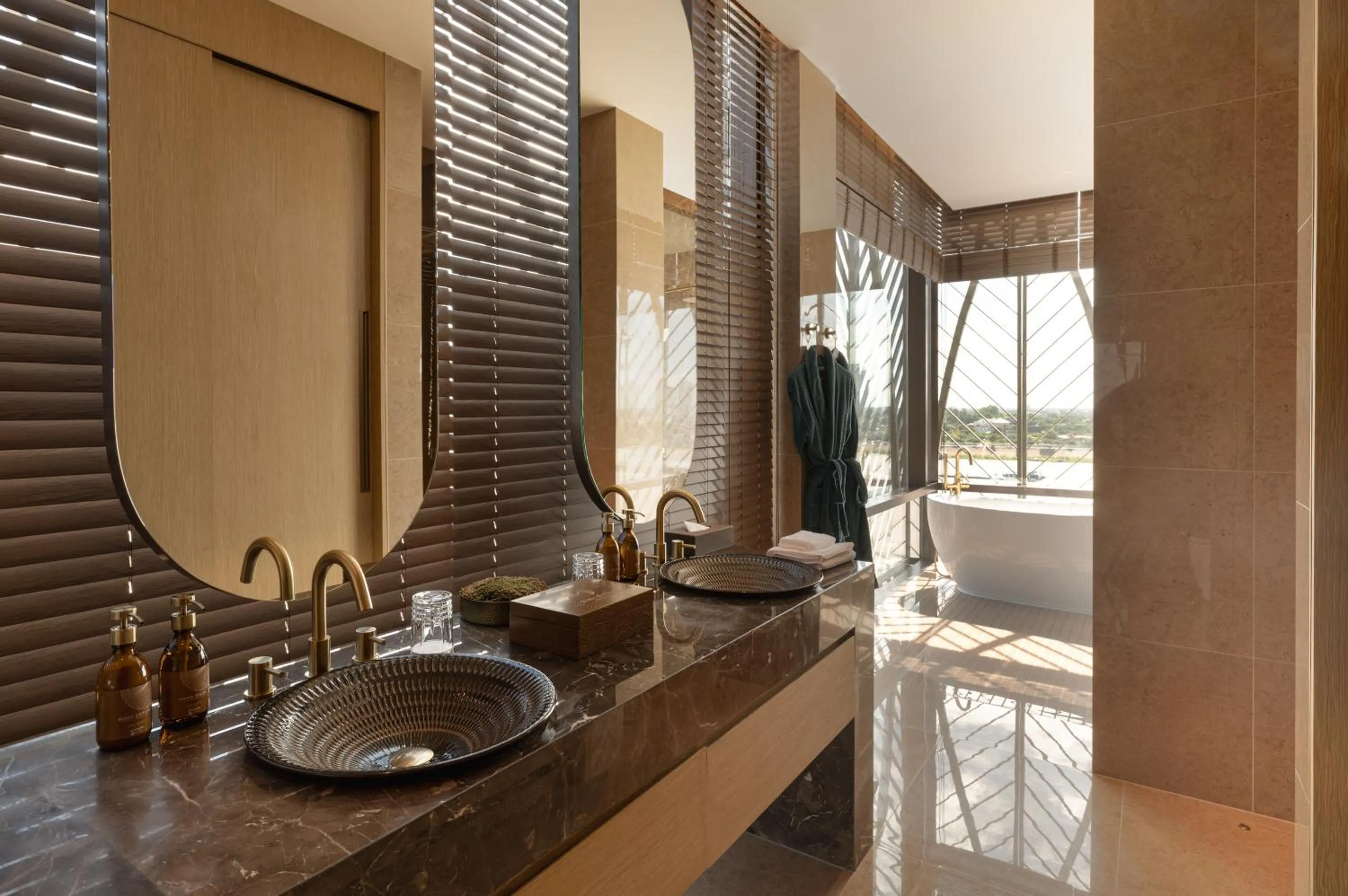 SOMA HOTEL Riverside