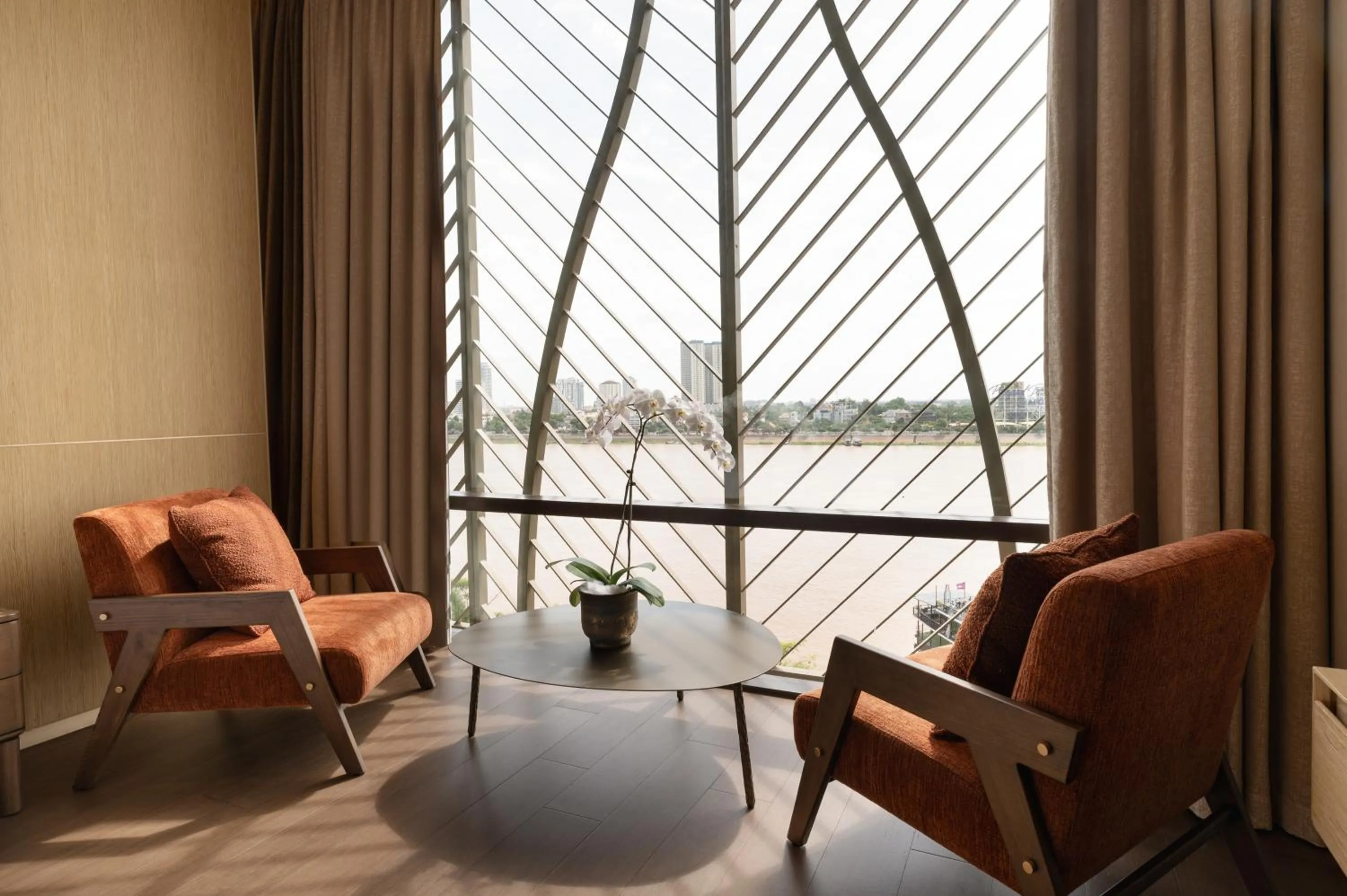 SOMA HOTEL Riverside