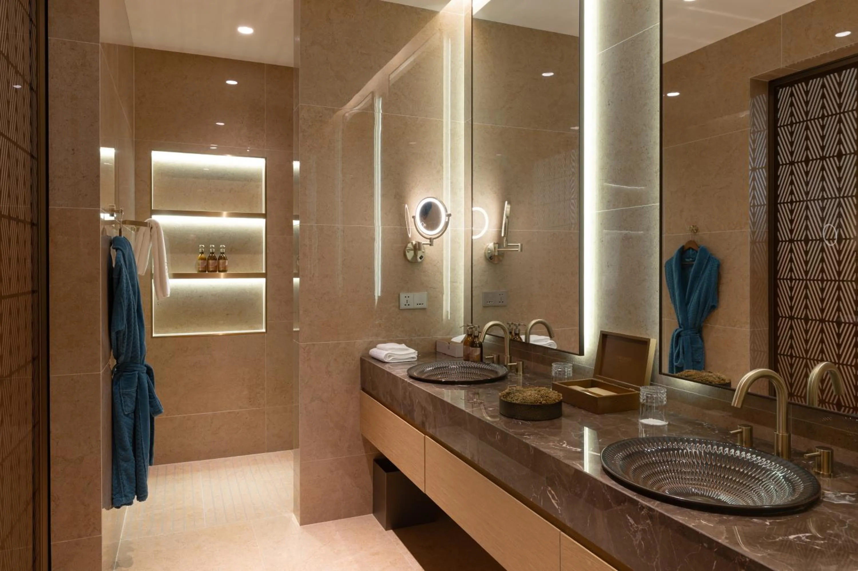 SOMA HOTEL Riverside