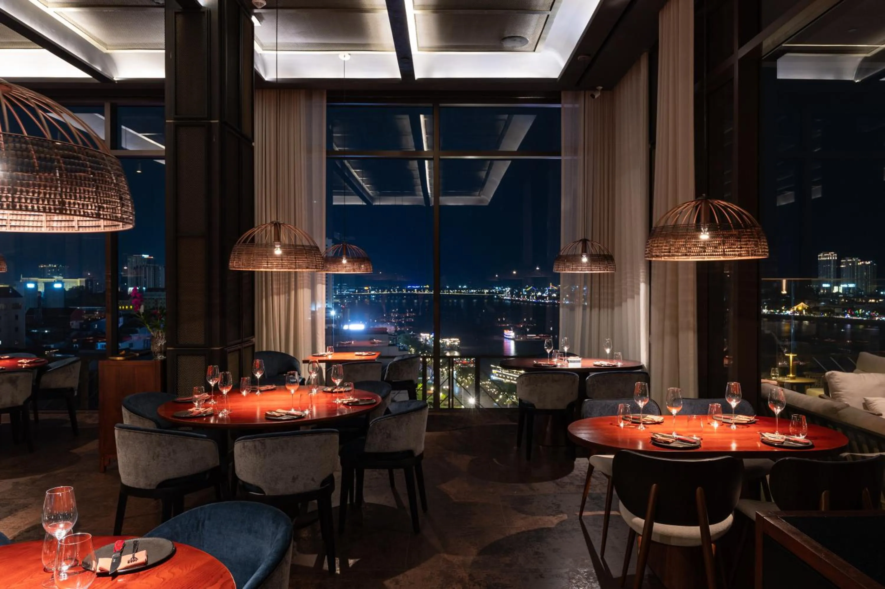 SOMA HOTEL Riverside