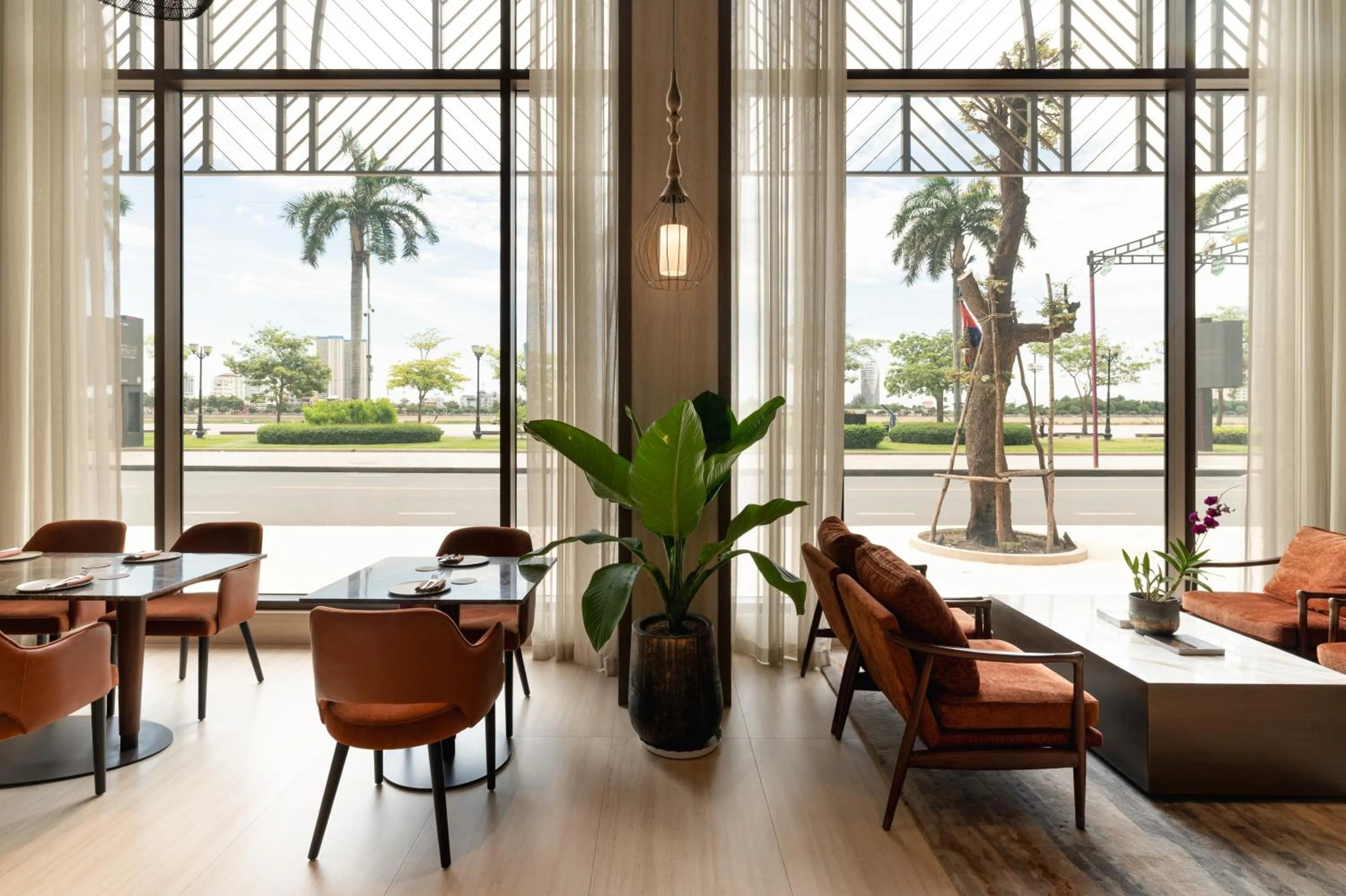 SOMA HOTEL Riverside