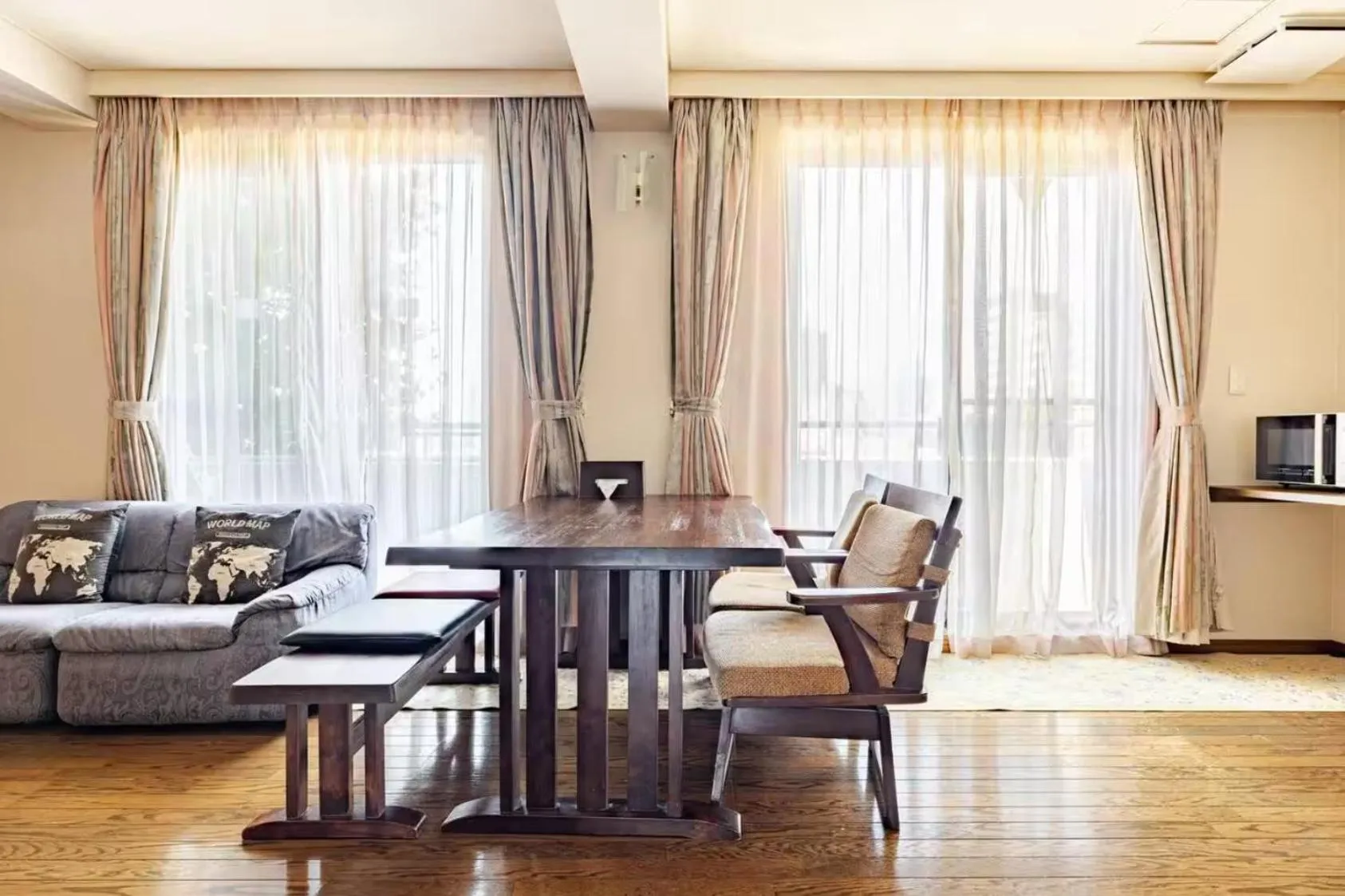 Living room in Kizen Villa