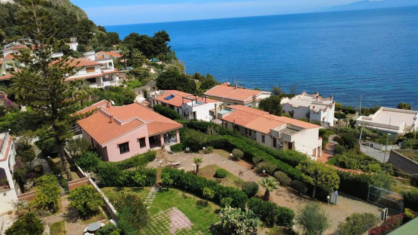 Villa del Faro, Capo Zafferano