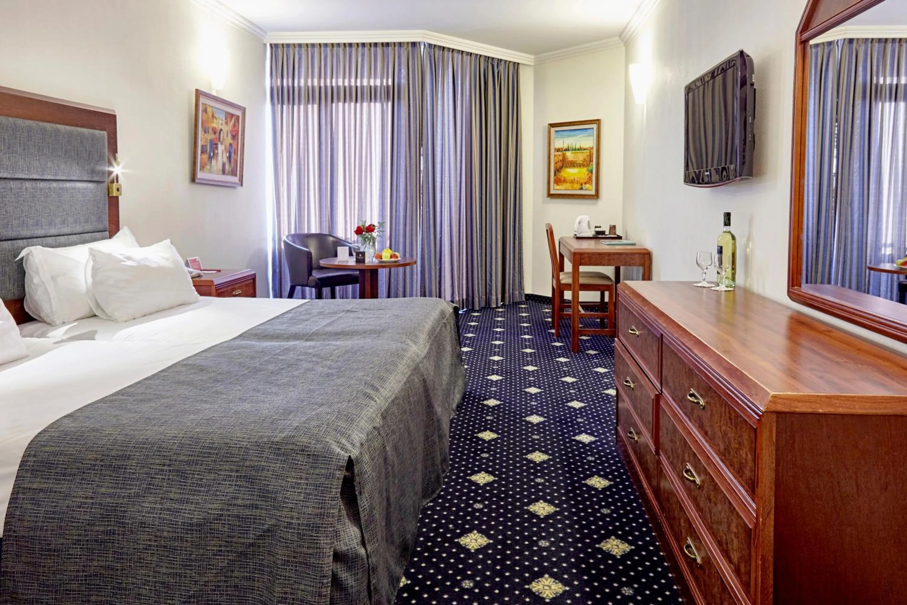 Coffee/tea facilities, Bed in Ramada Jerusalem Hotel