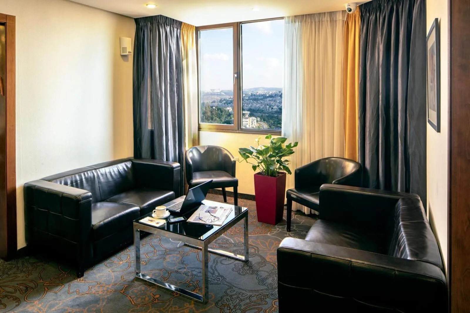 Business facilities in Ramada Jerusalem Hotel