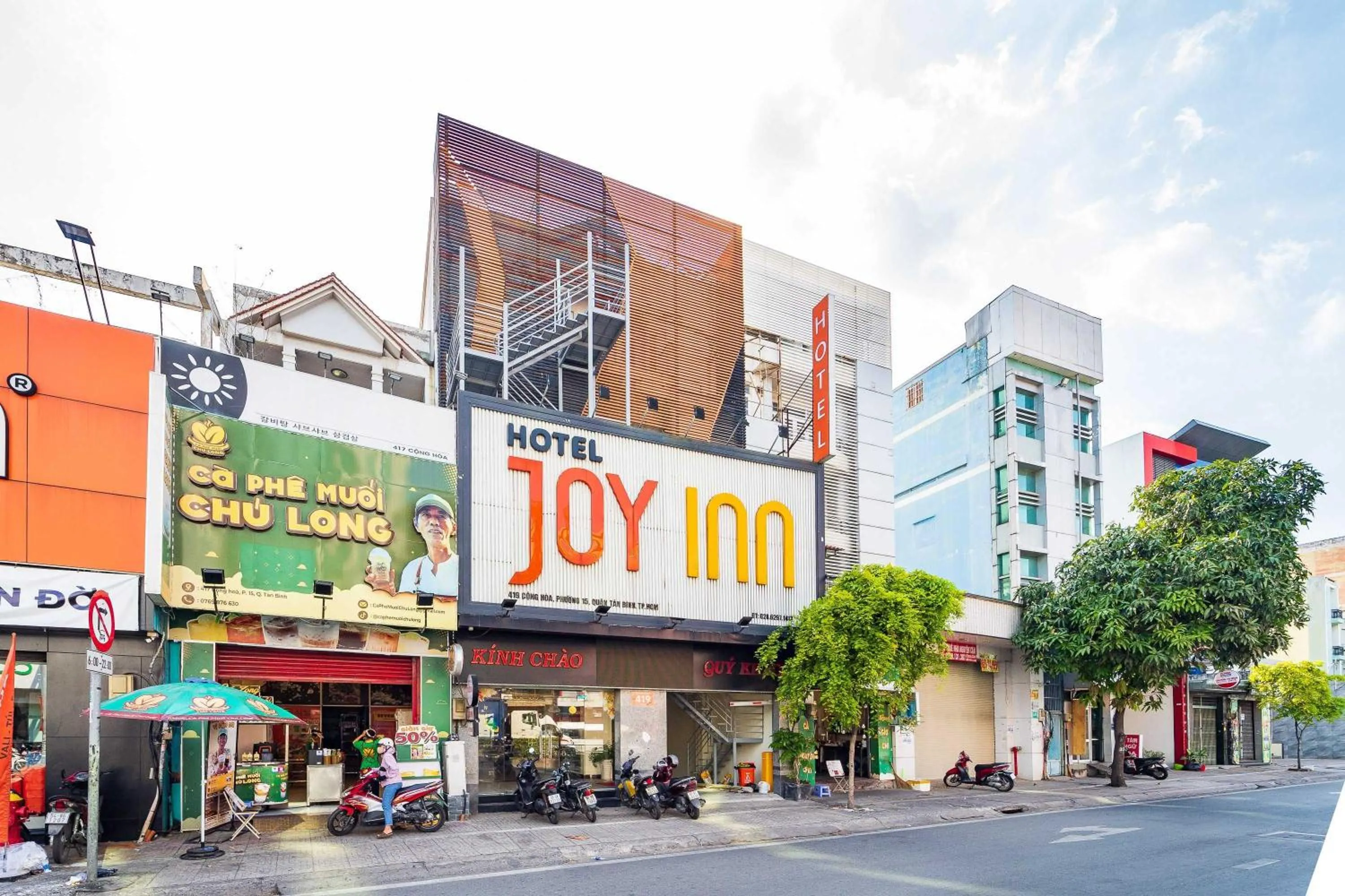 Property building in Joy Inn Hotel - Near T3 Terminal